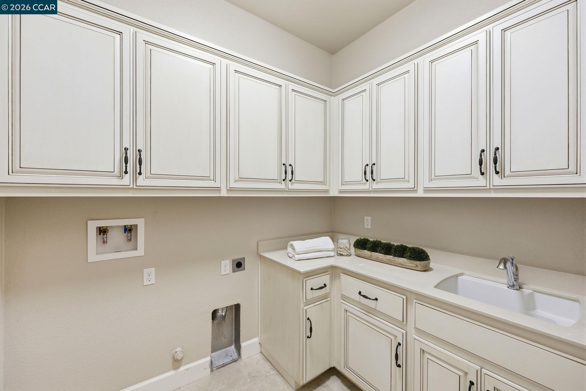 4658 Valley Vista Dr, Dublin CA 94568 — photo 37