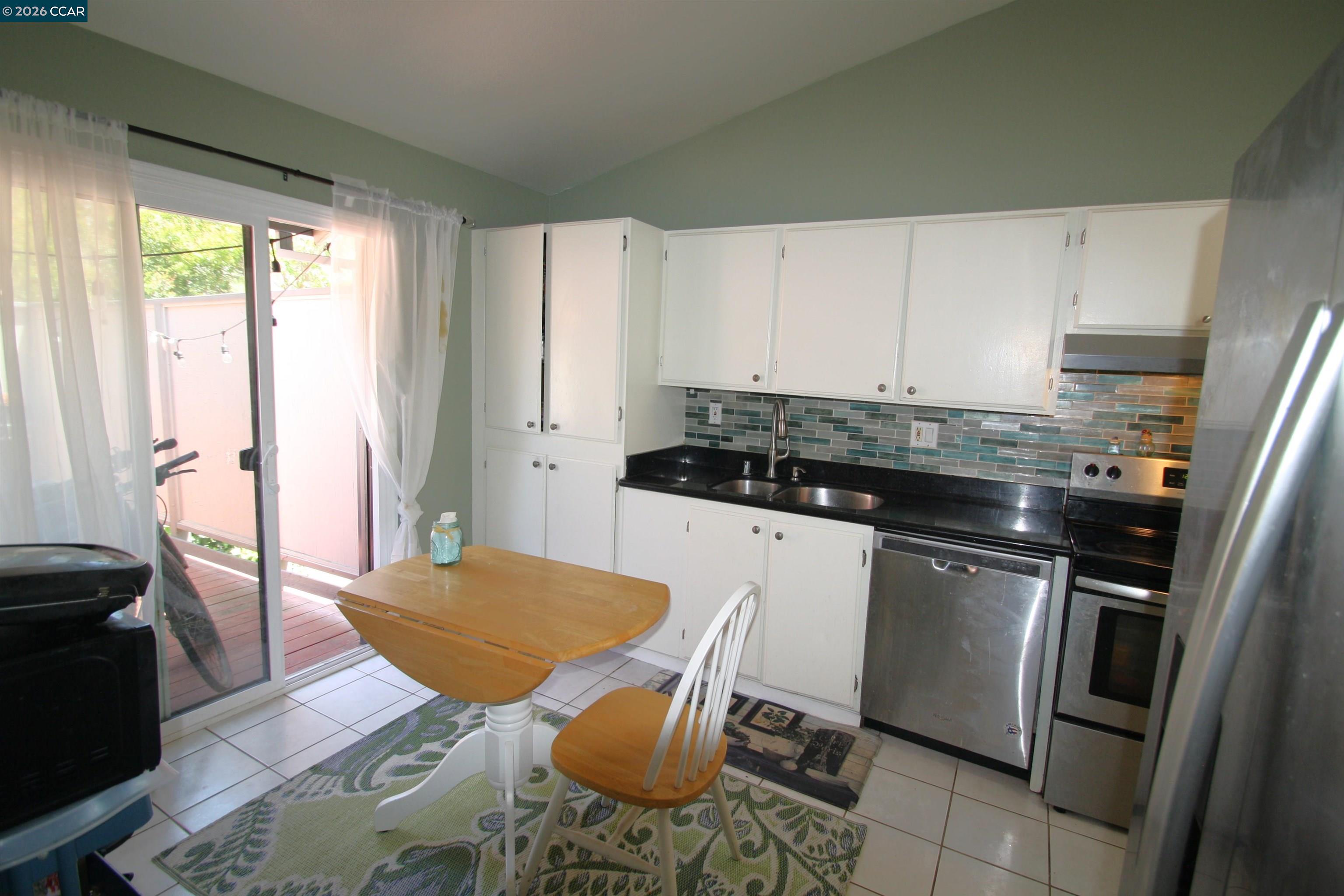 Photo #12: 41140225 Listing: Photo #12