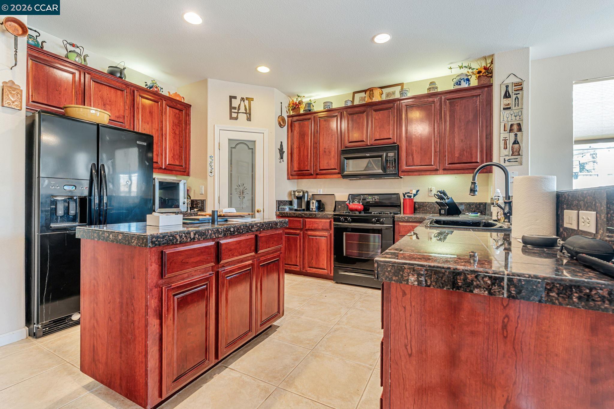 20640 Sarazen Pl, Patterson CA 95363 — photo 8