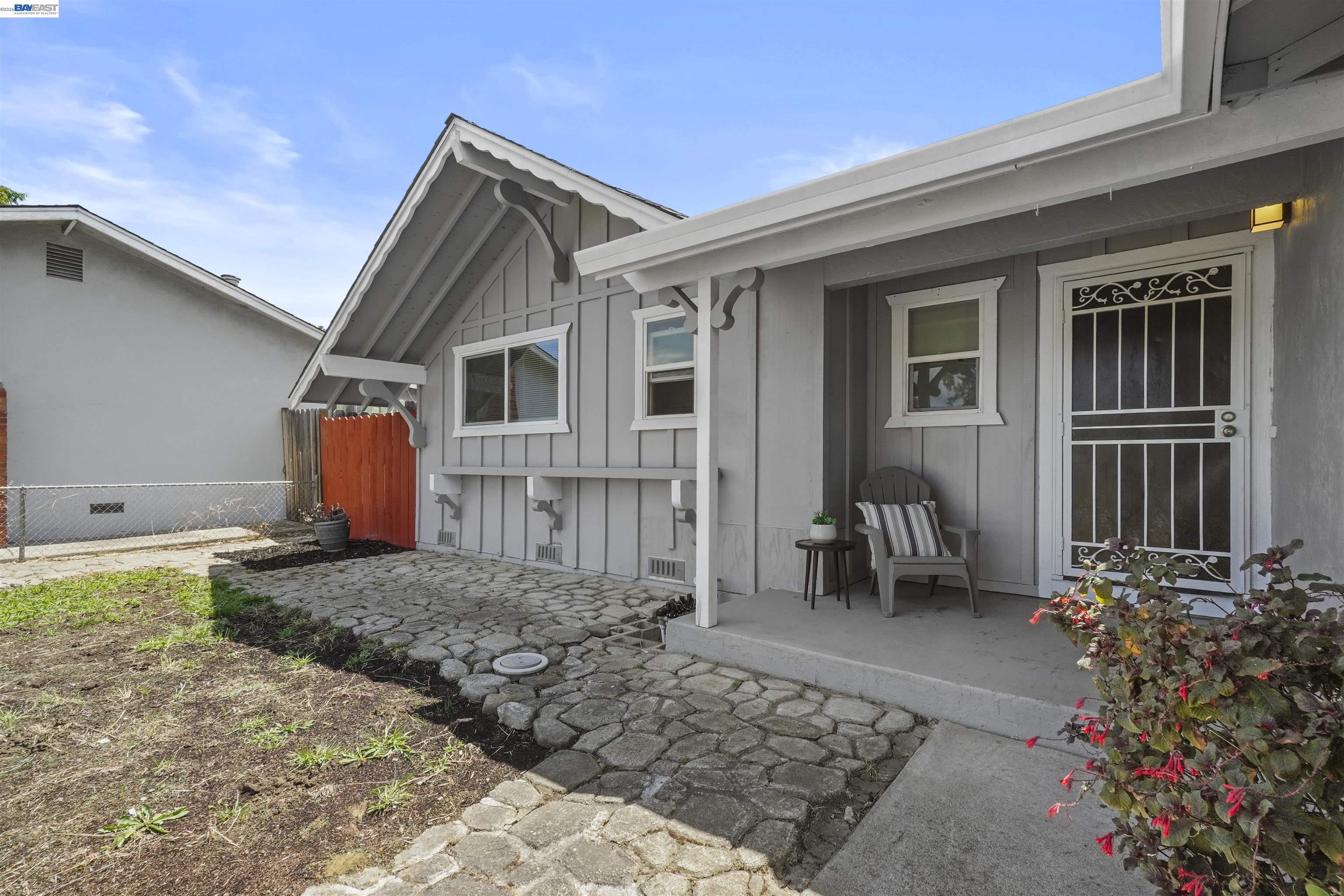 406 Mini Dr, Vallejo CA 94589 — photo 2
