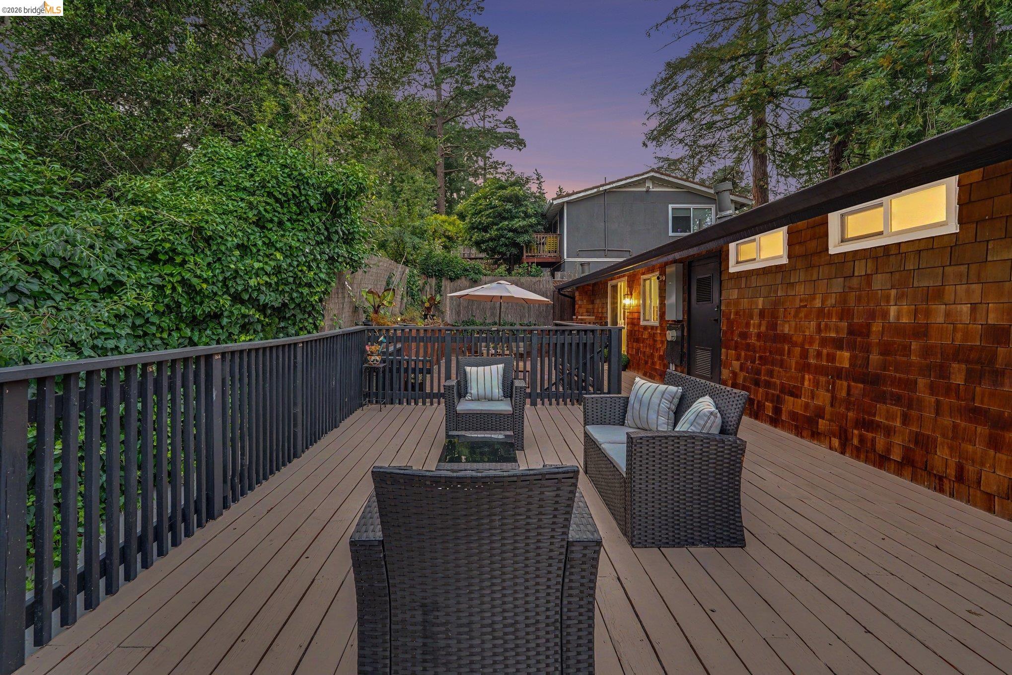 2185 Trafalgar Pl, Oakland CA 94611 — photo 37