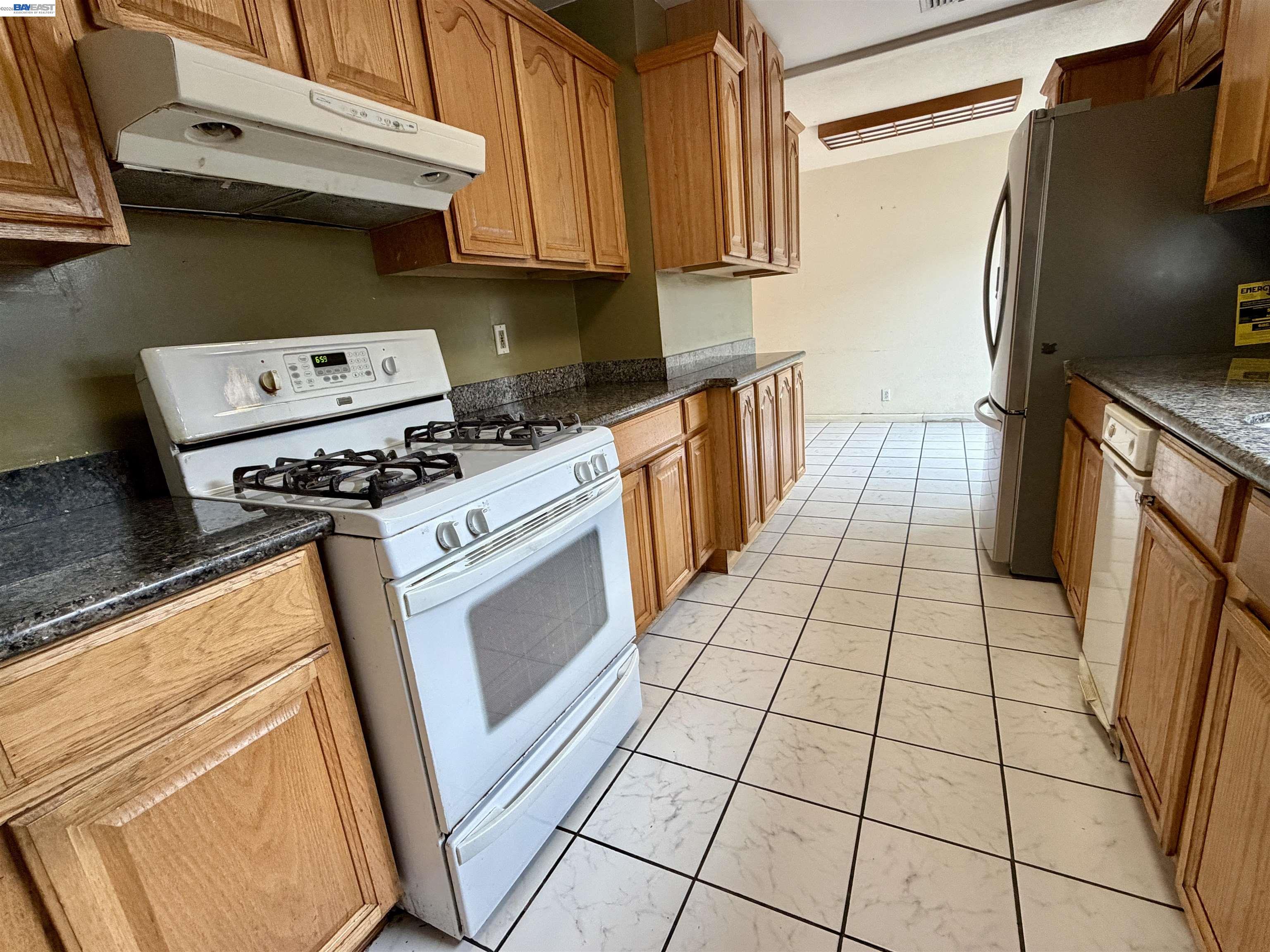 14631 Rollins St, San Leandro CA 94579 — photo 13