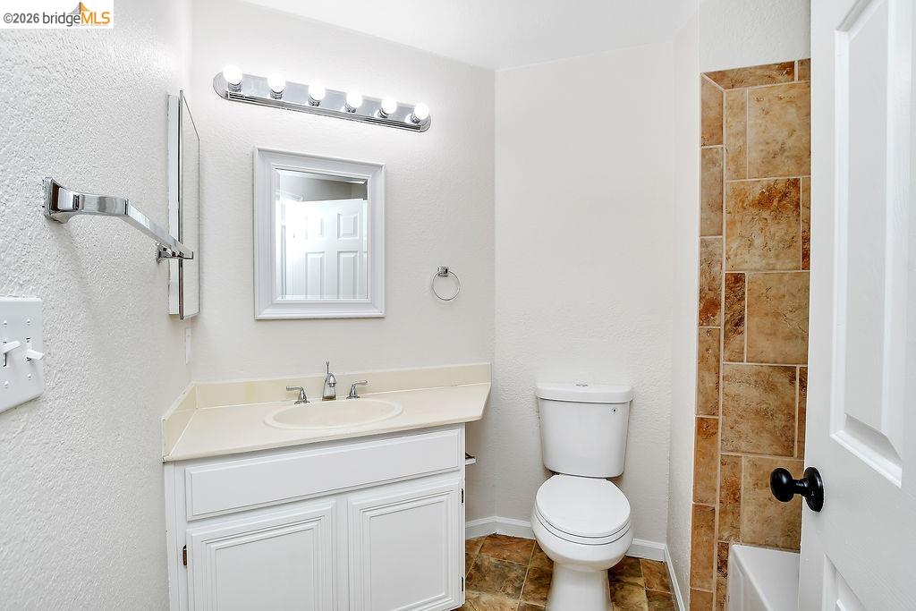 5104 Grass Valley Way, Antioch CA 94531 — photo 21