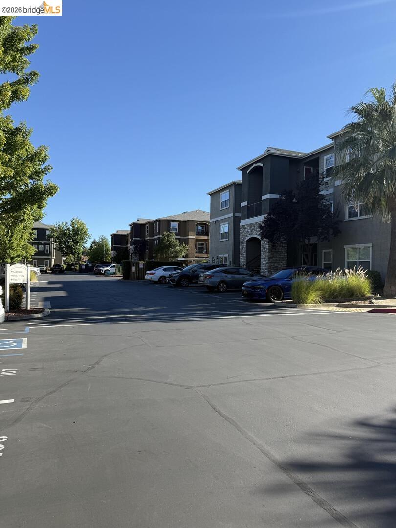 8434 Walerga RD APT 315, Antelope CA 95843 — photo 5