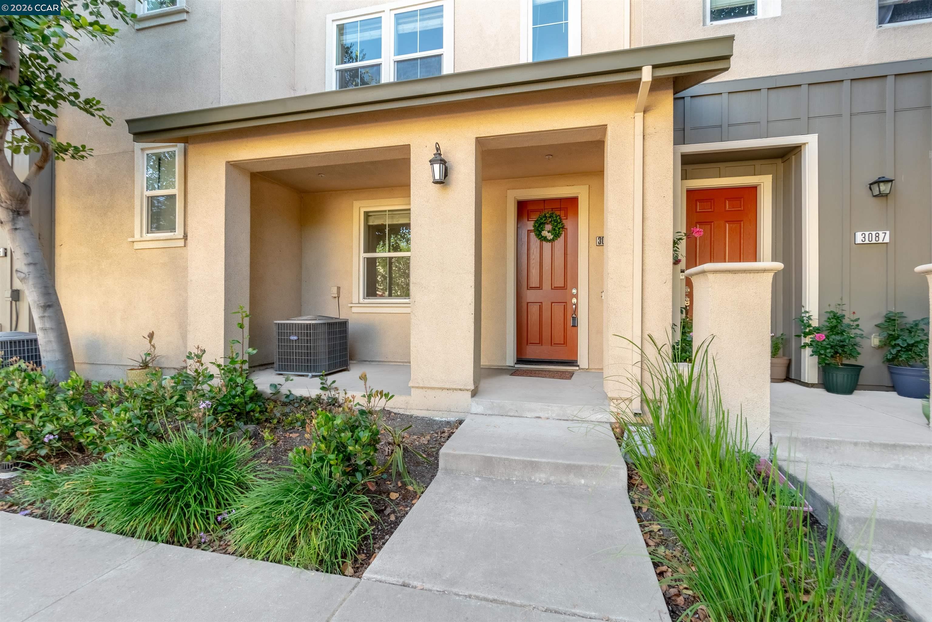Photo #2: 41140316 Listing: Photo #2