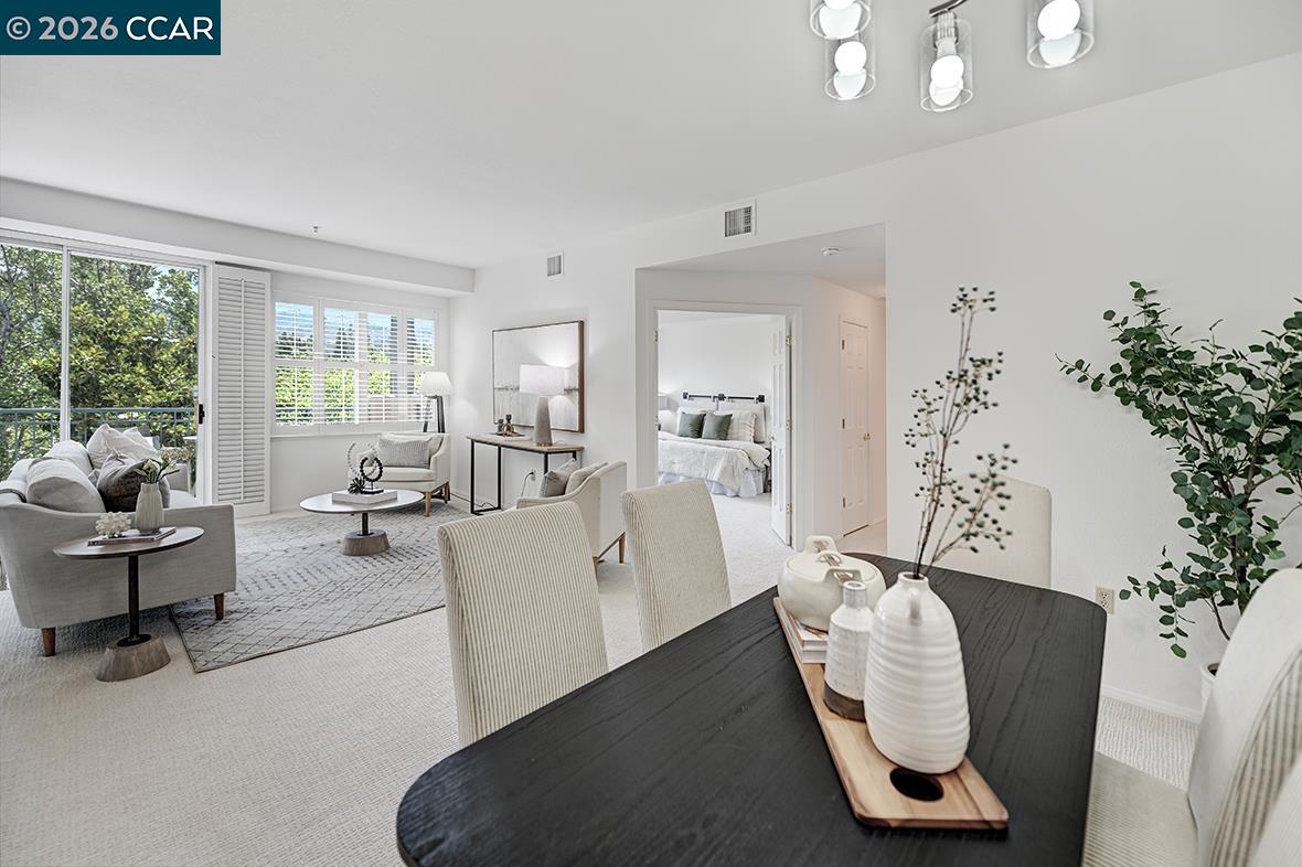 Photo #11: 41140326 Listing: Photo #11