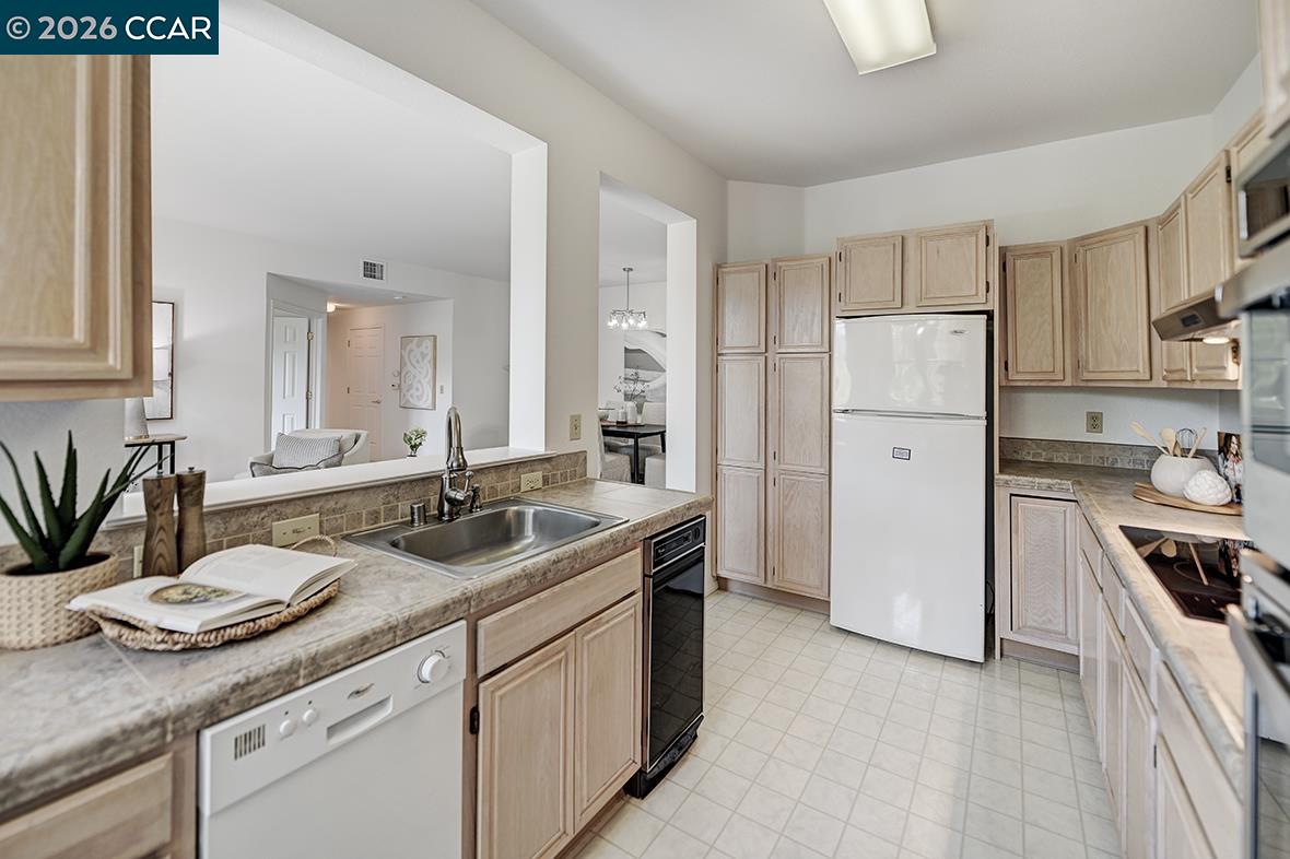 Photo #19: 41140326 Listing: Photo #19
