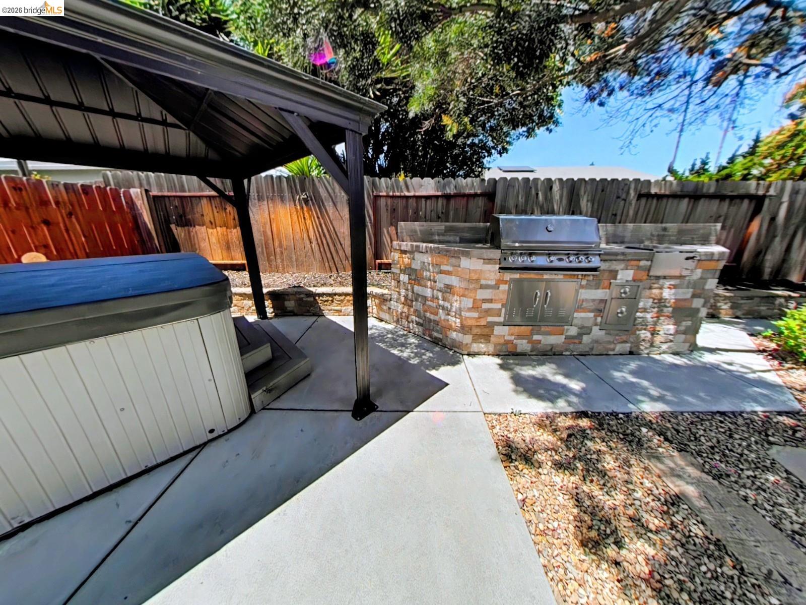 1612 Geyser Cir, Antioch CA 94509 — photo 2