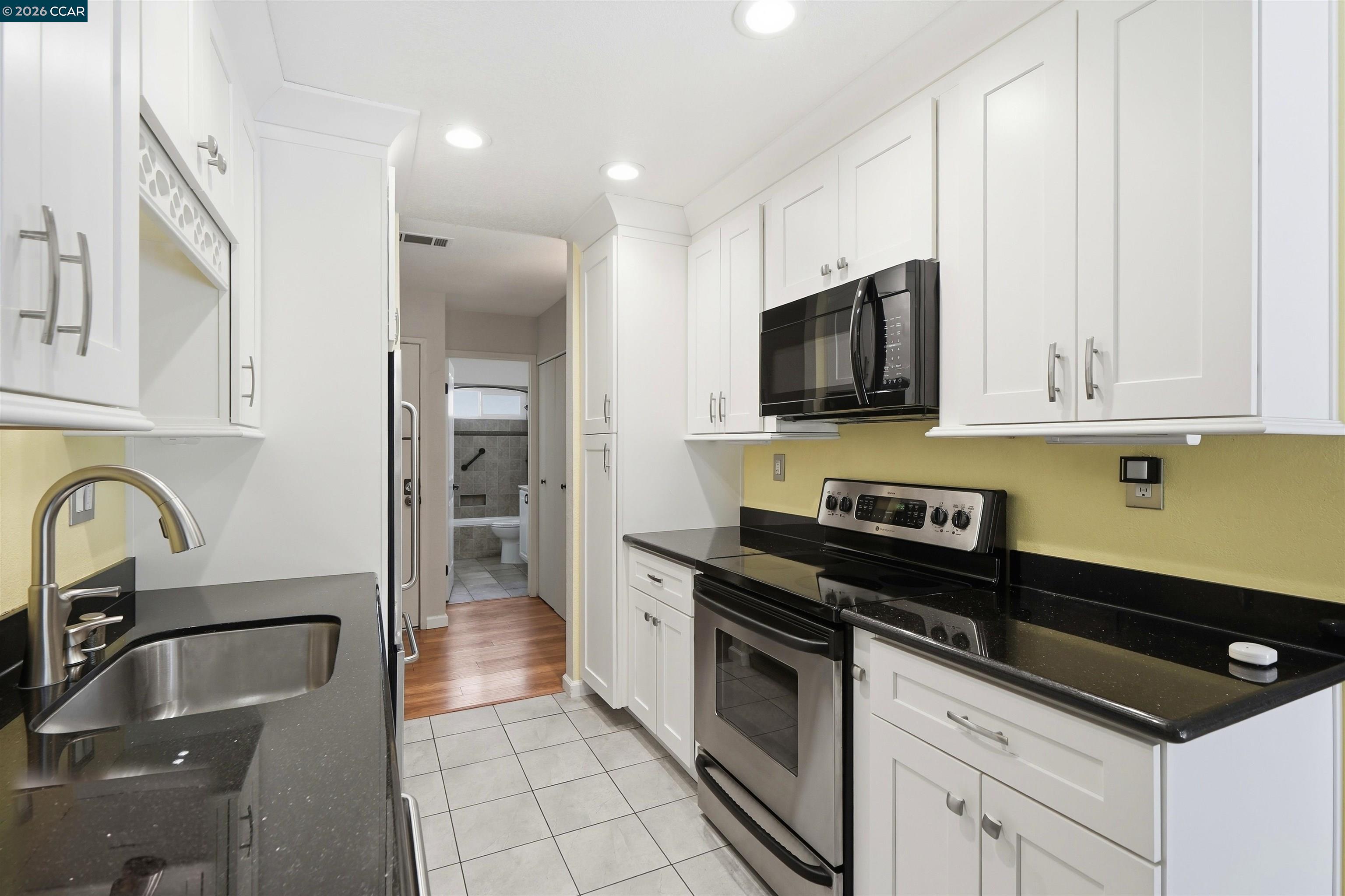 775 Center Ave, Martinez CA 94553 — photo 6