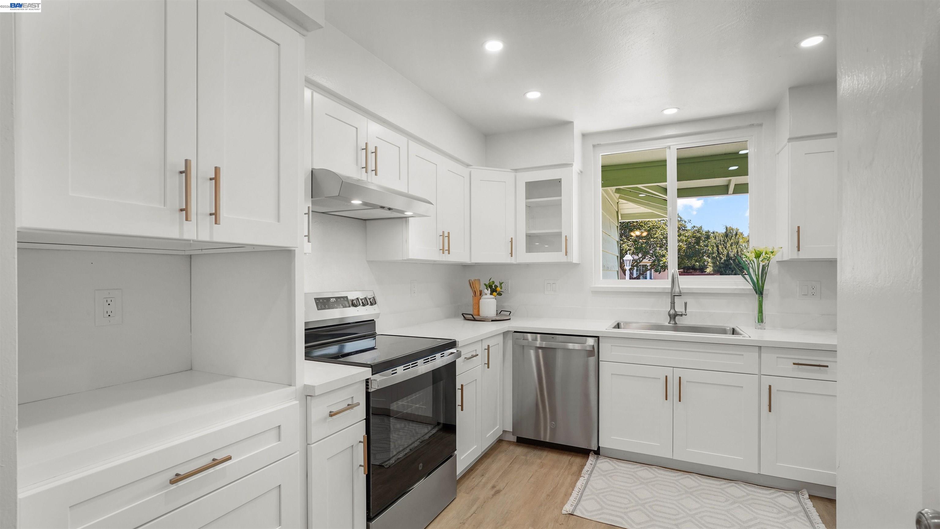 2435 Douglas St, Union City CA 94587 — photo 6