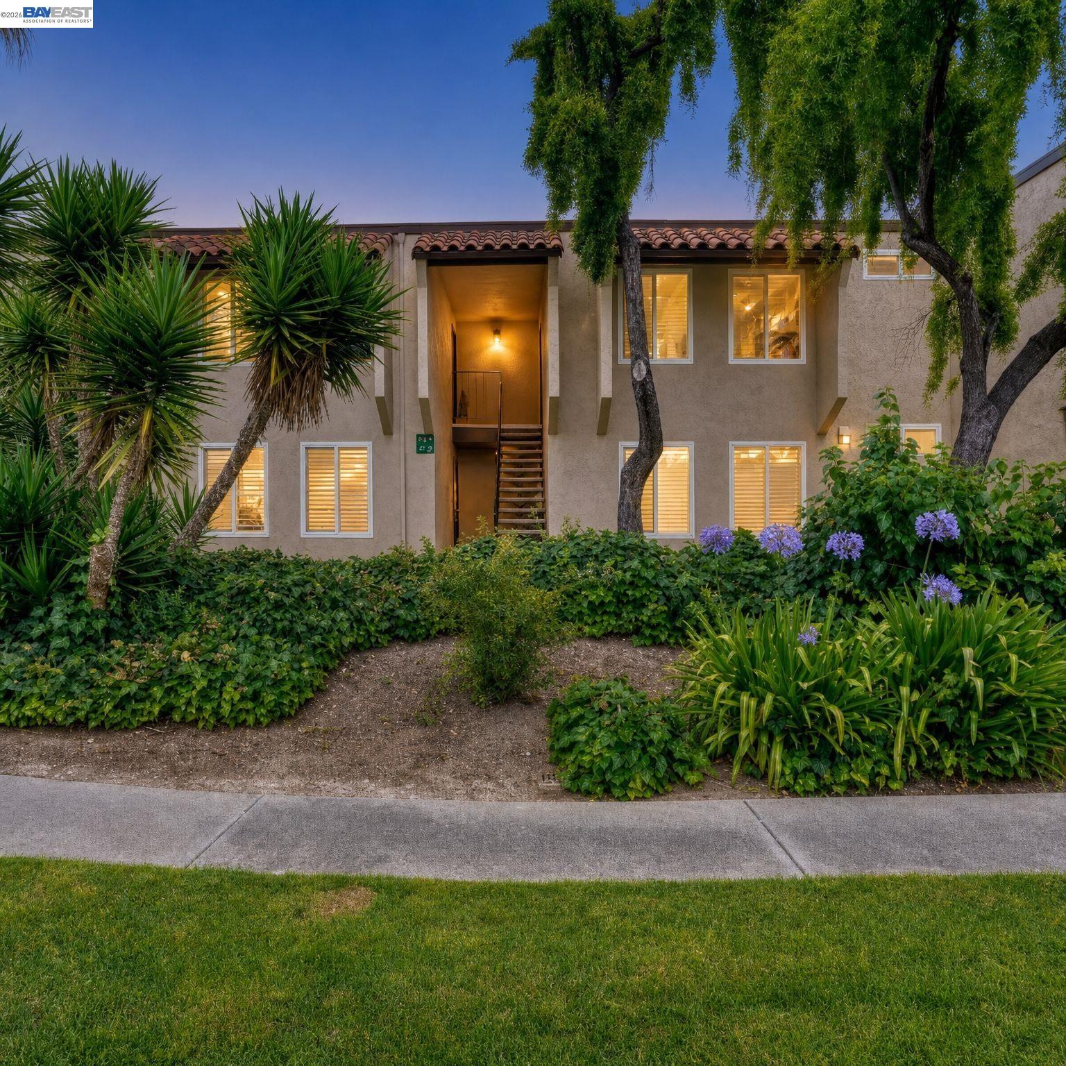 Photo #2: 41140380 Listing: Photo #2