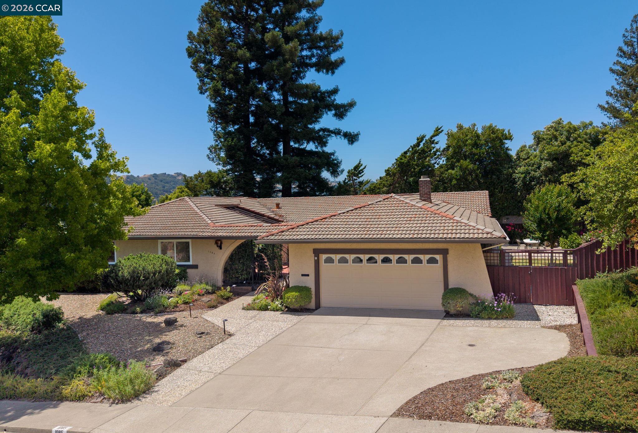 1085 Country Club Drive