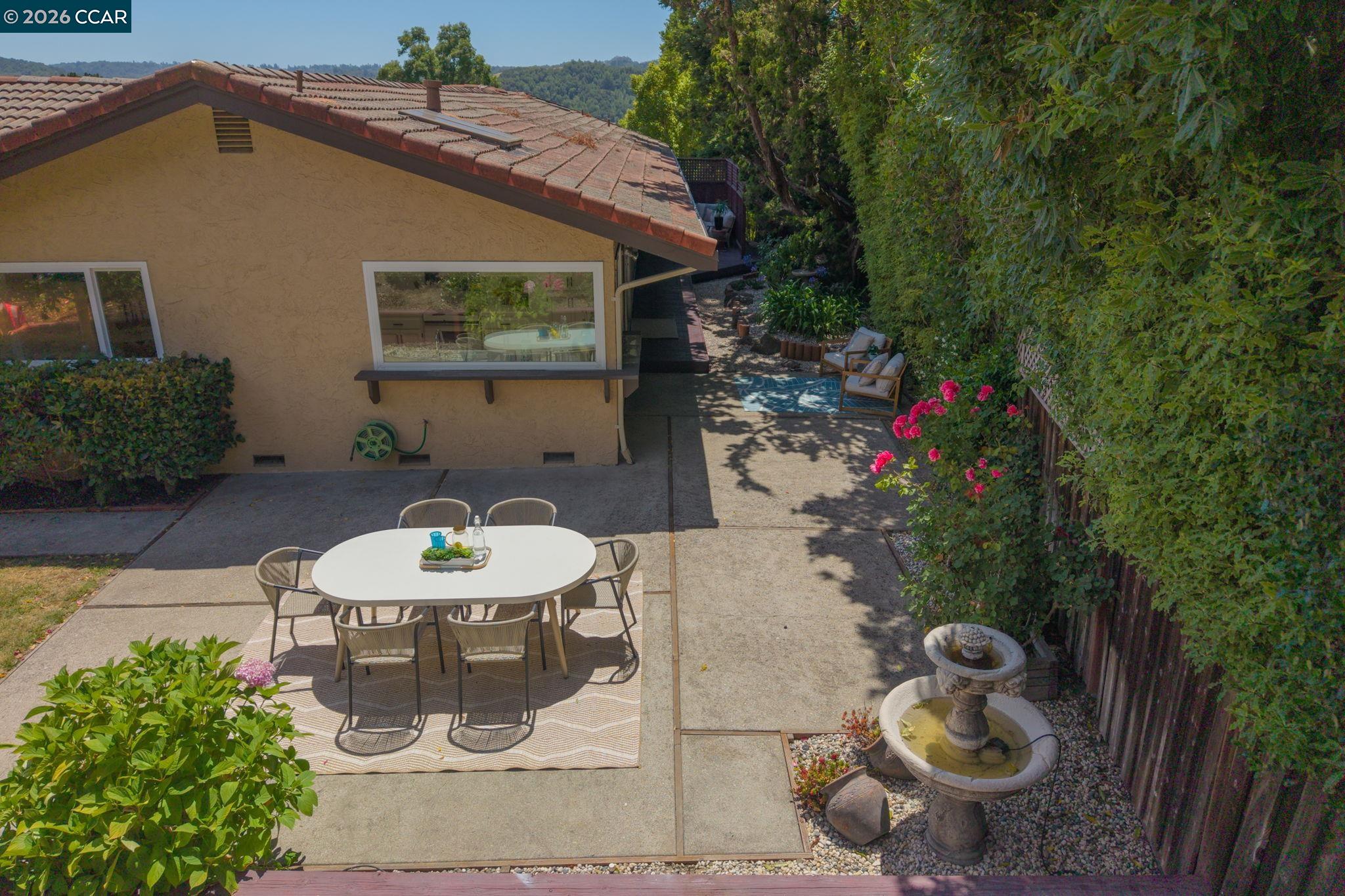 1085 Country Club Drive, Moraga CA 94556 — photo 32