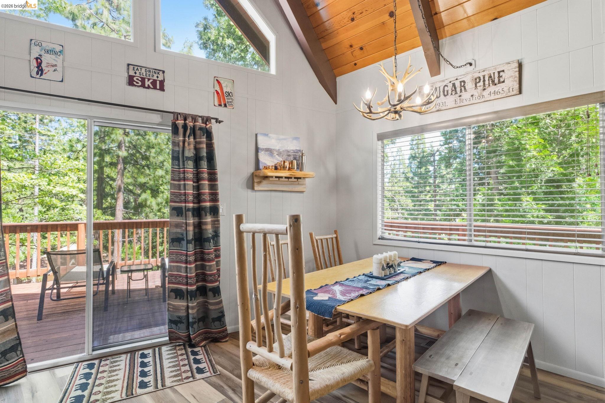 24255 Black Oak Ct, Mi Wuk Village CA 95346 — photo 9