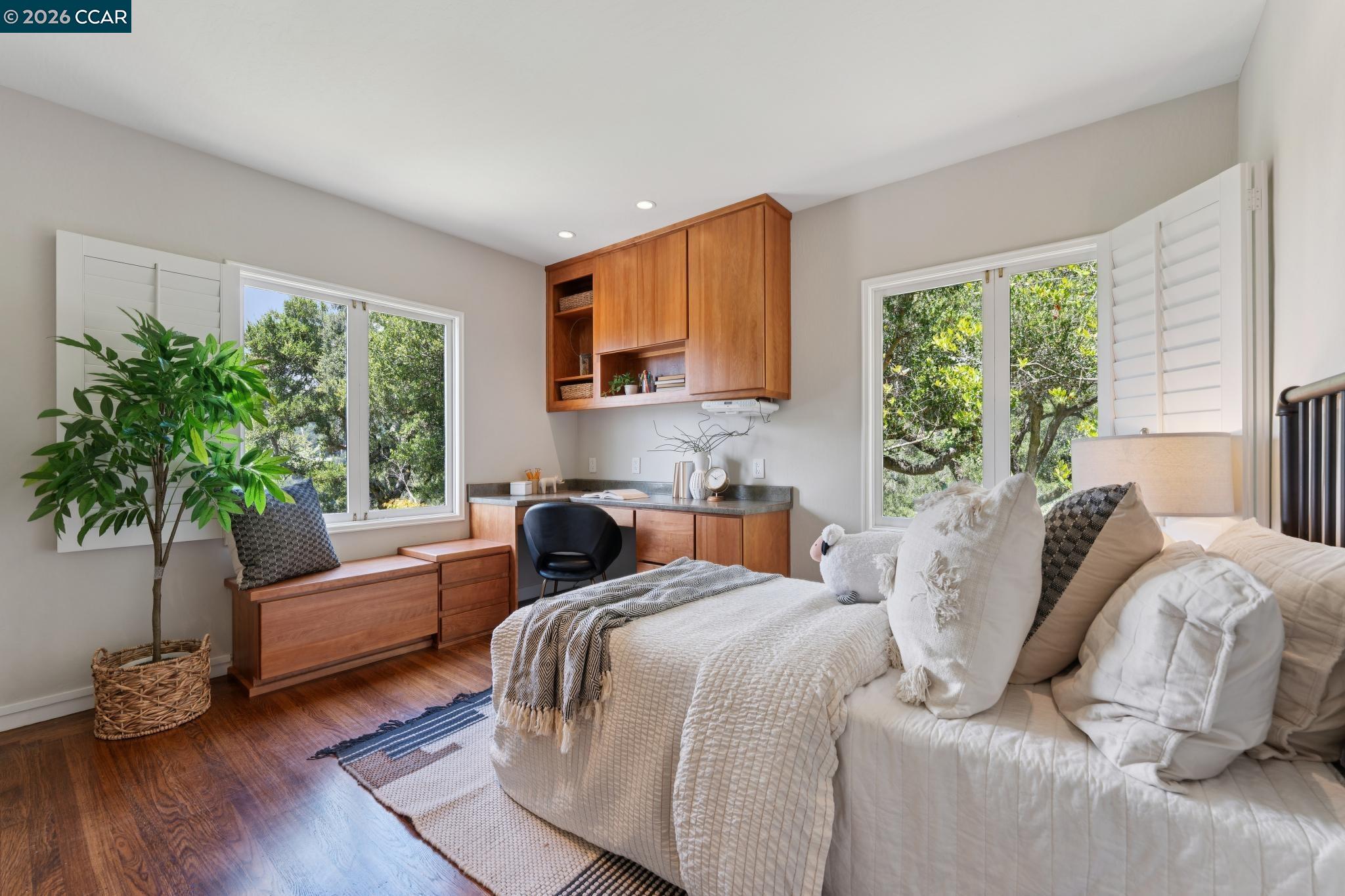5821 Colton Blvd, Oakland CA 94611 — photo 23
