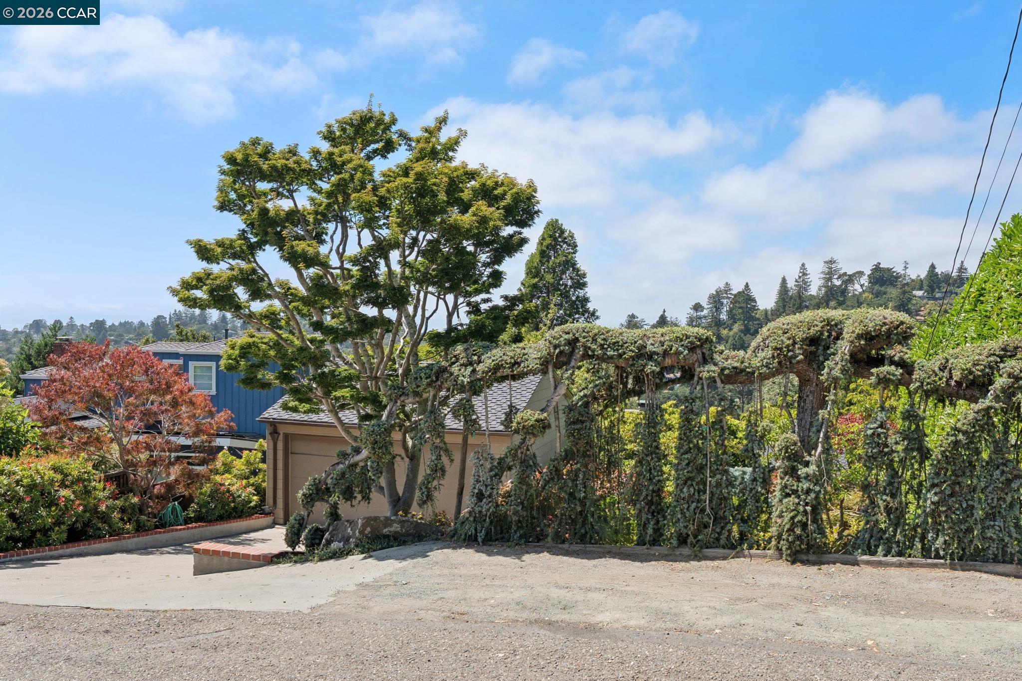5821 Colton Blvd, Oakland CA 94611 — photo 52