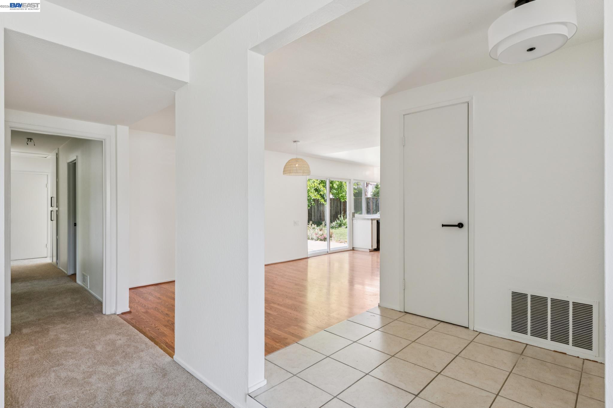2884 Lyon Circle, Concord CA 94518 — photo 12