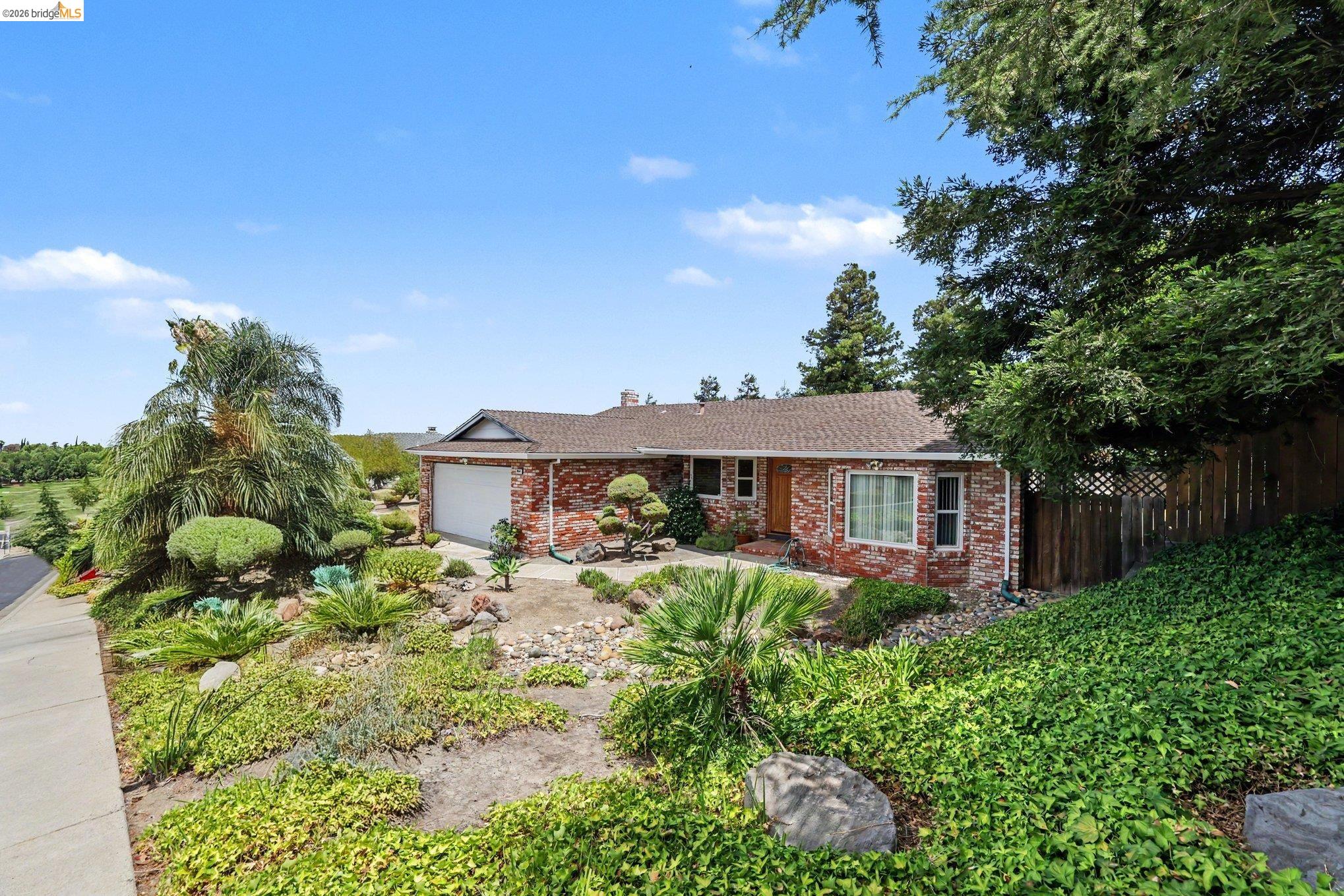 2366 Glendale Cir, Antioch CA 94509 — photo 3