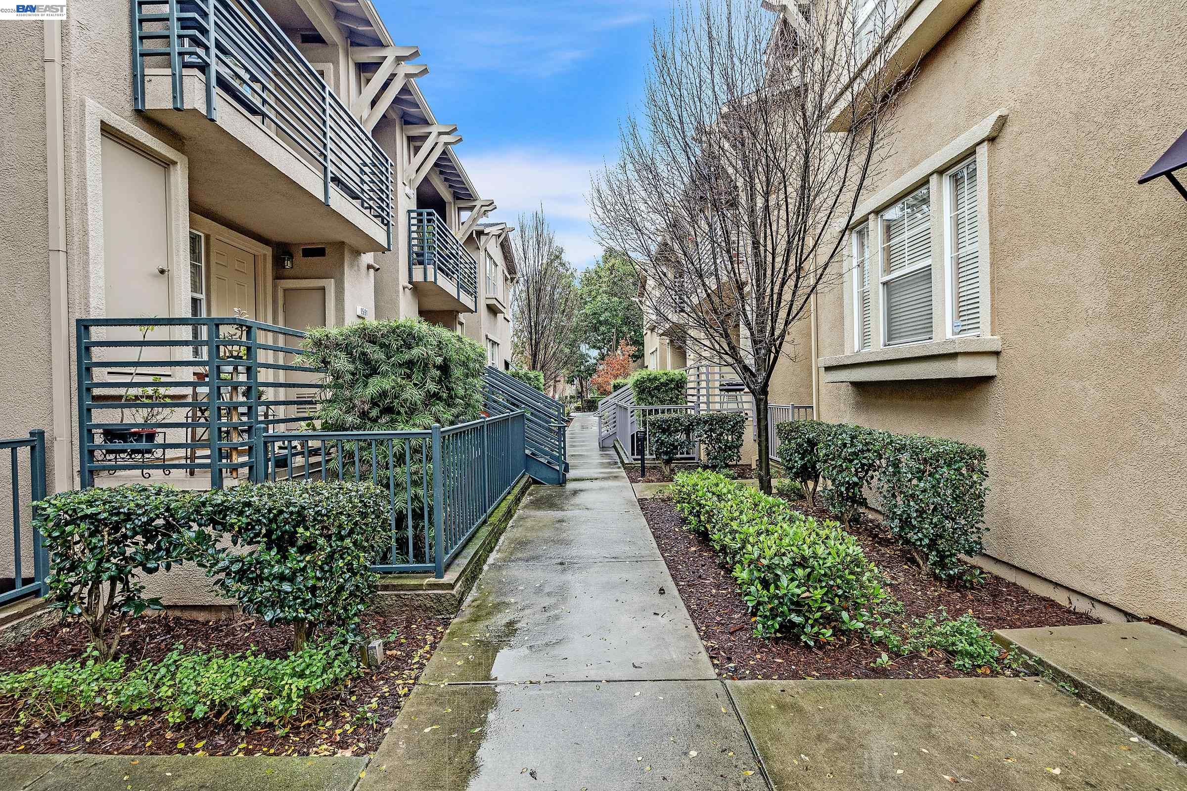 Photo #1: 41140422 Listing: Photo #1