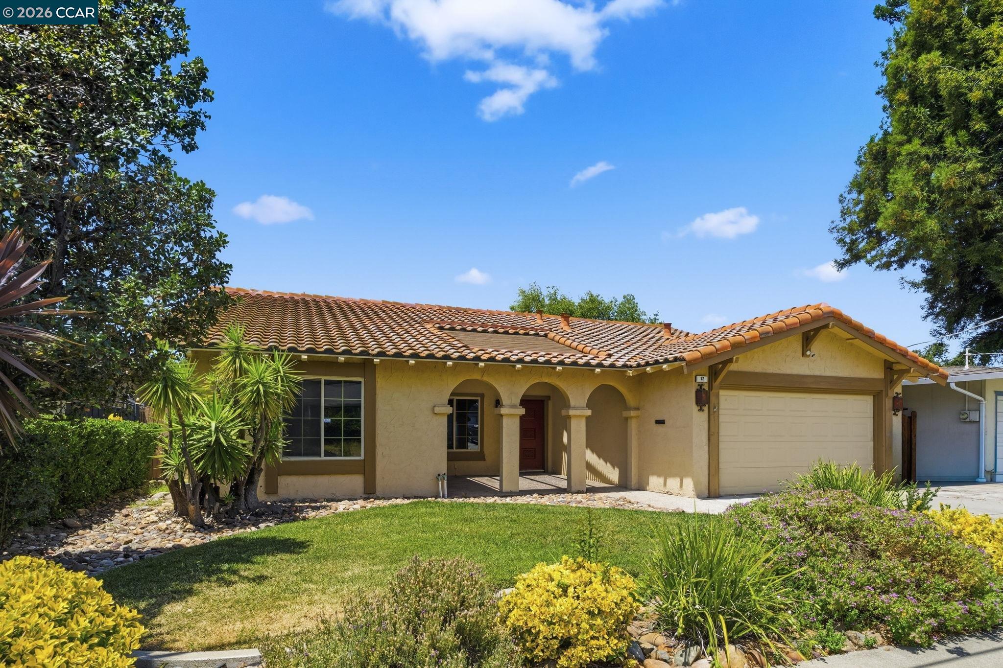 72 W Lake Dr, Antioch CA 94509 — photo 3