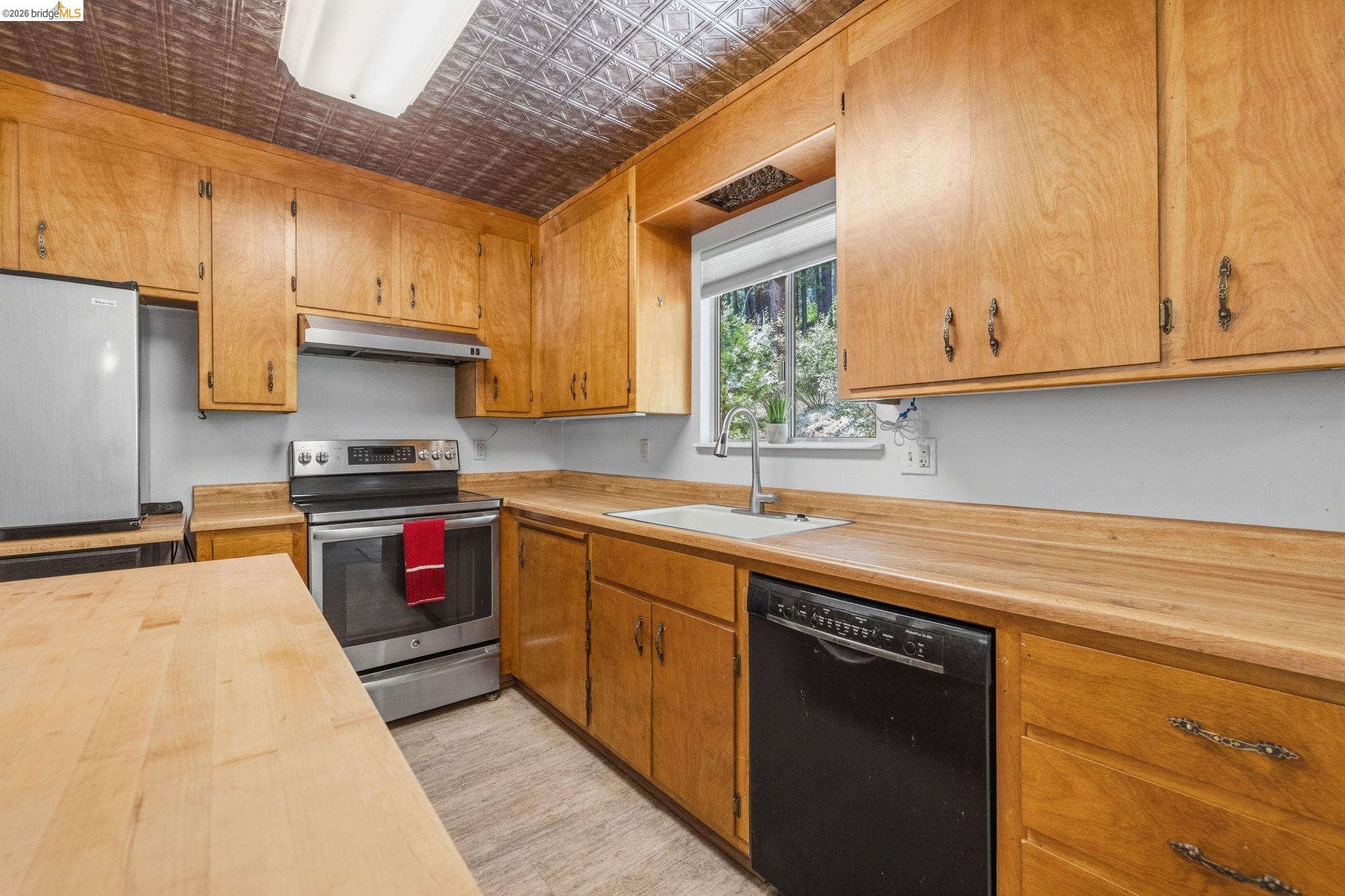 26284 Trail End, Long Barn CA 95335 — photo 10