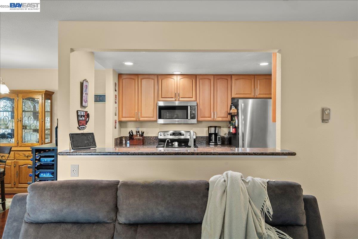 Photo #6: 41140441 Listing: Photo #6