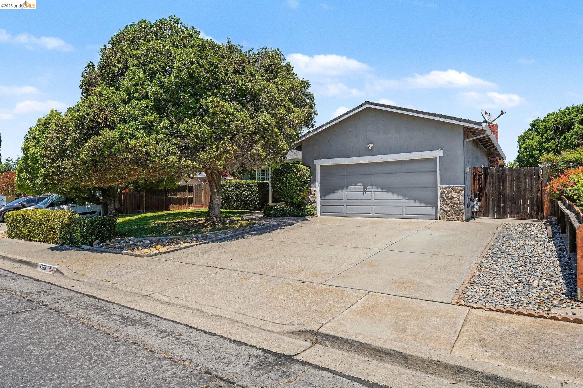 1126 Mission Dr, Antioch CA 94509 — photo 2