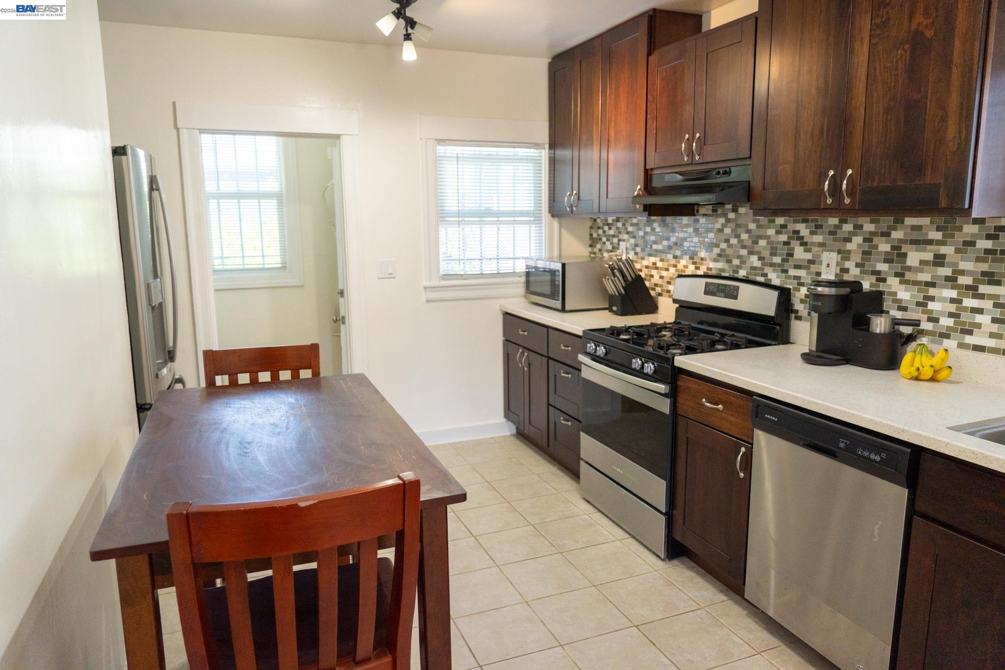 2921 Havenscourt Blvd, Oakland CA 94605 — photo 8
