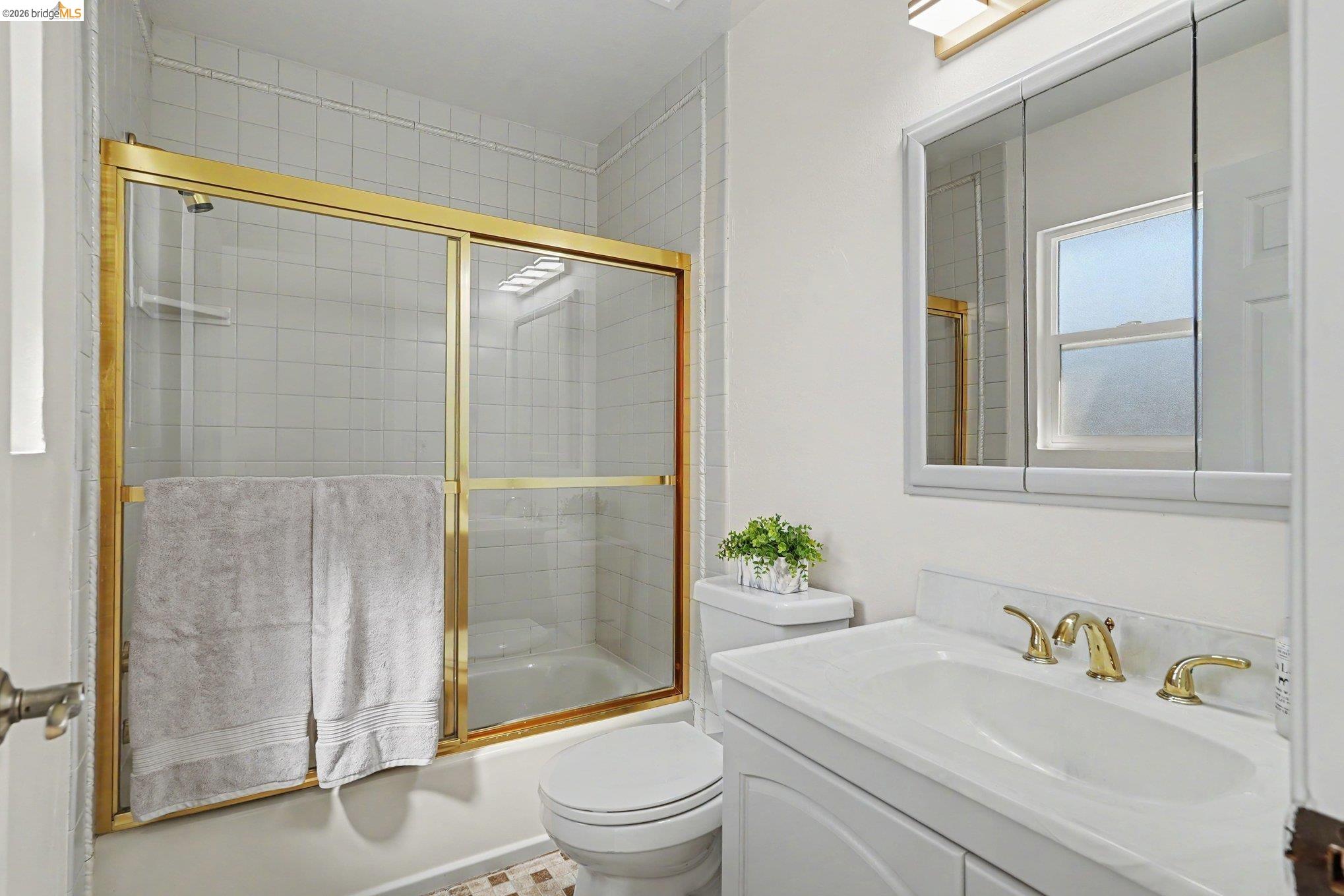 4630 Burgundy Dr, Oakley CA 94561 — photo 10