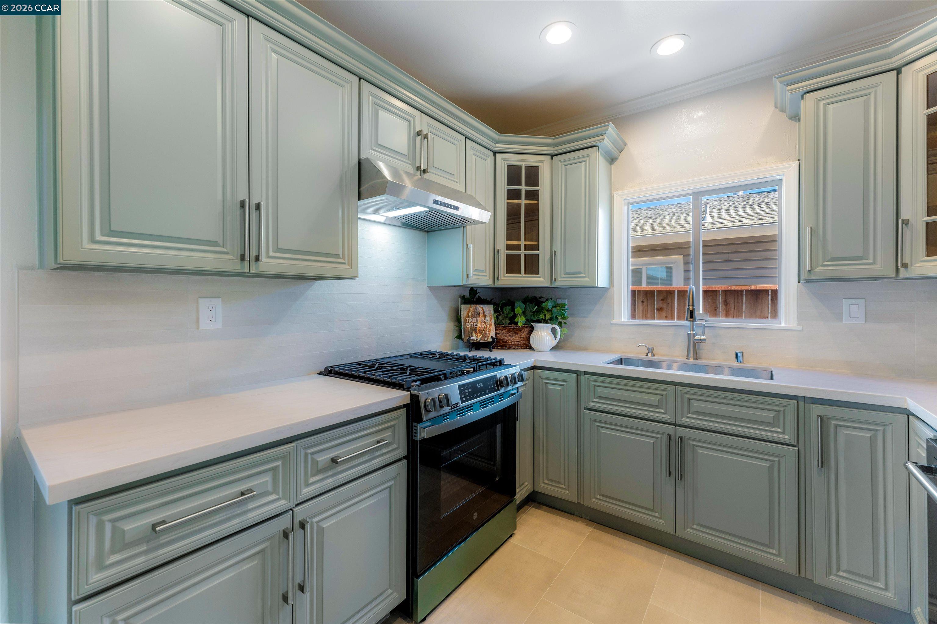 1243 Plaza Dr, Martinez CA 94553 — photo 15