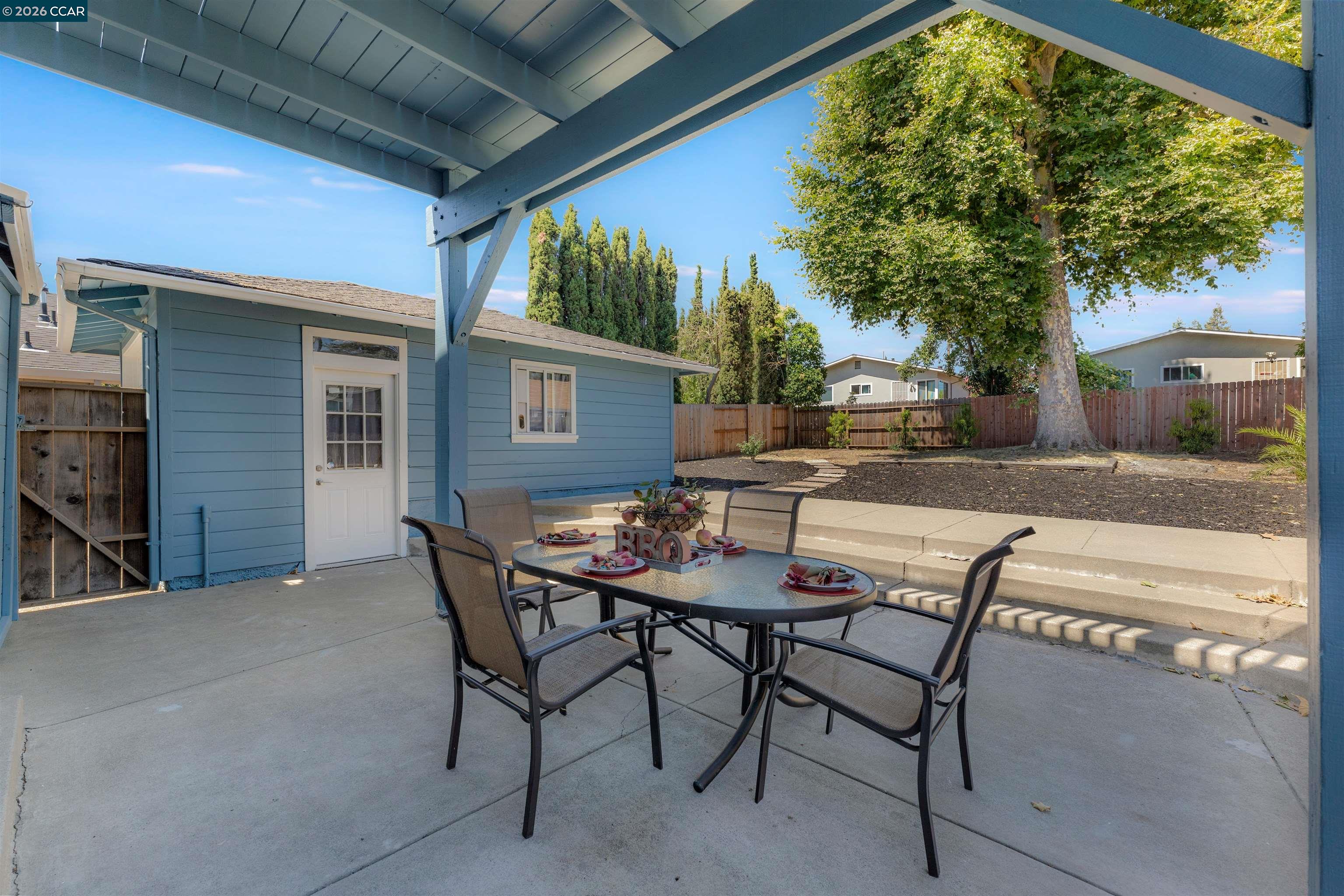 1243 Plaza Dr, Martinez CA 94553 — photo 20