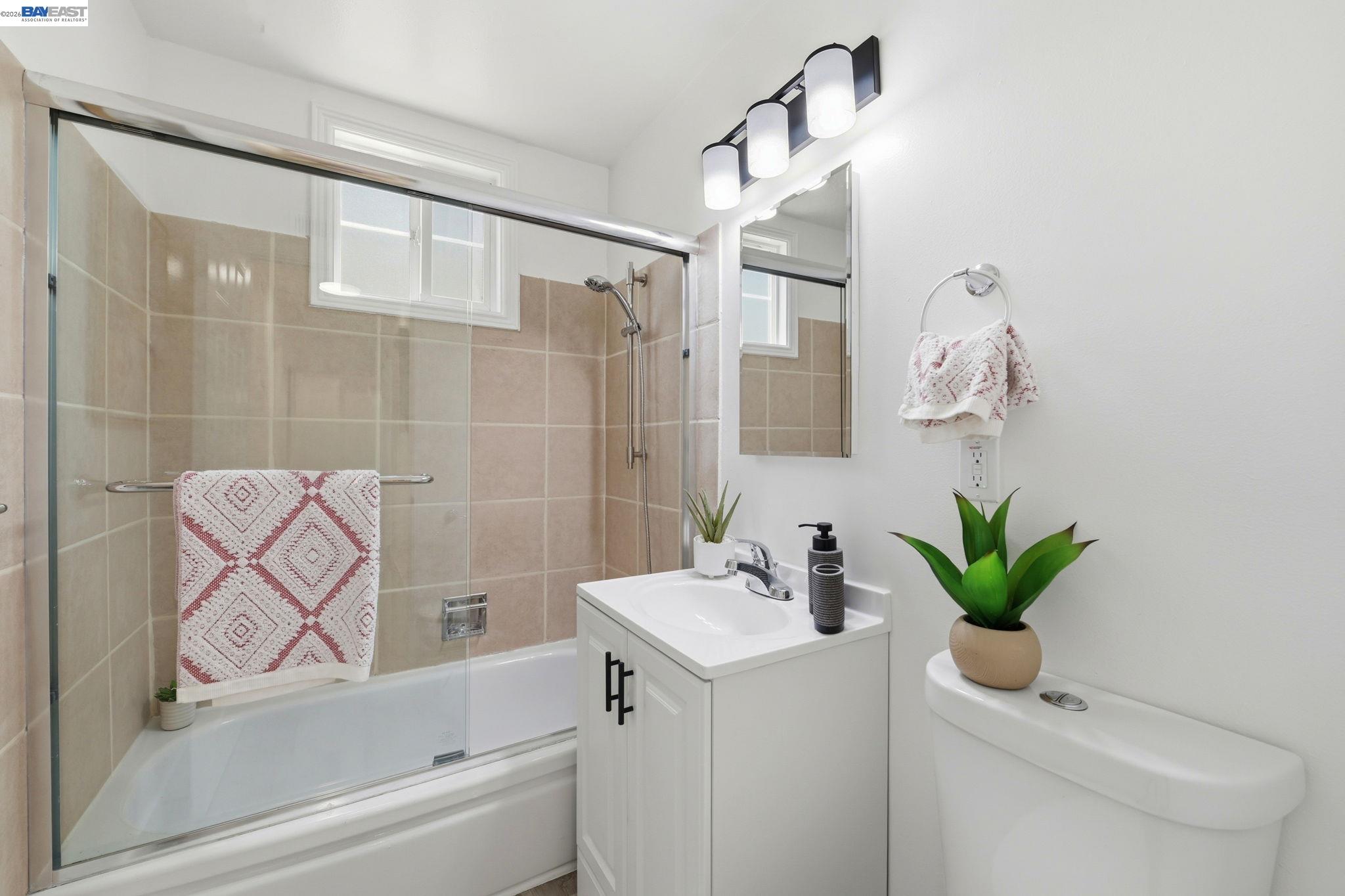 31070 Meadowbrook Ave, Hayward CA 94544 — photo 27