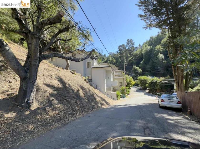 7243 Thorndale Drive, Oakland CA 94611 — photo 8