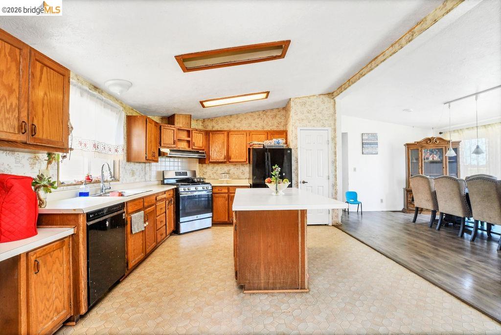1700 Eureka Ave, Brentwood CA 94513 — photo 43