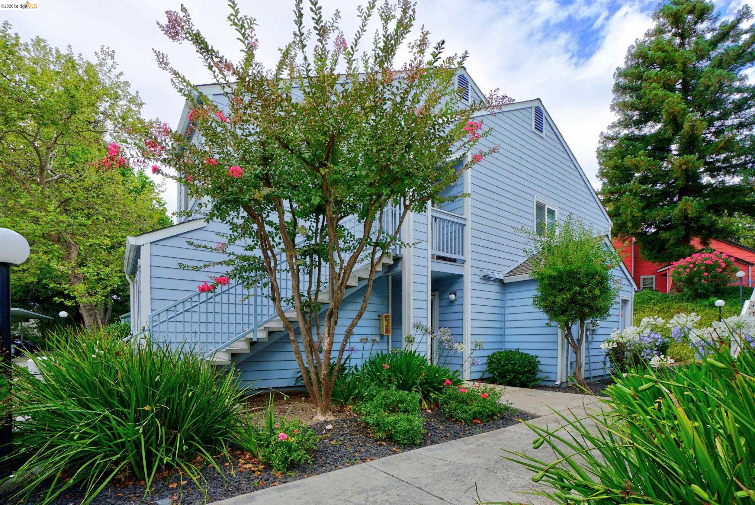 Photo #1: 41140490 Listing: Photo #1