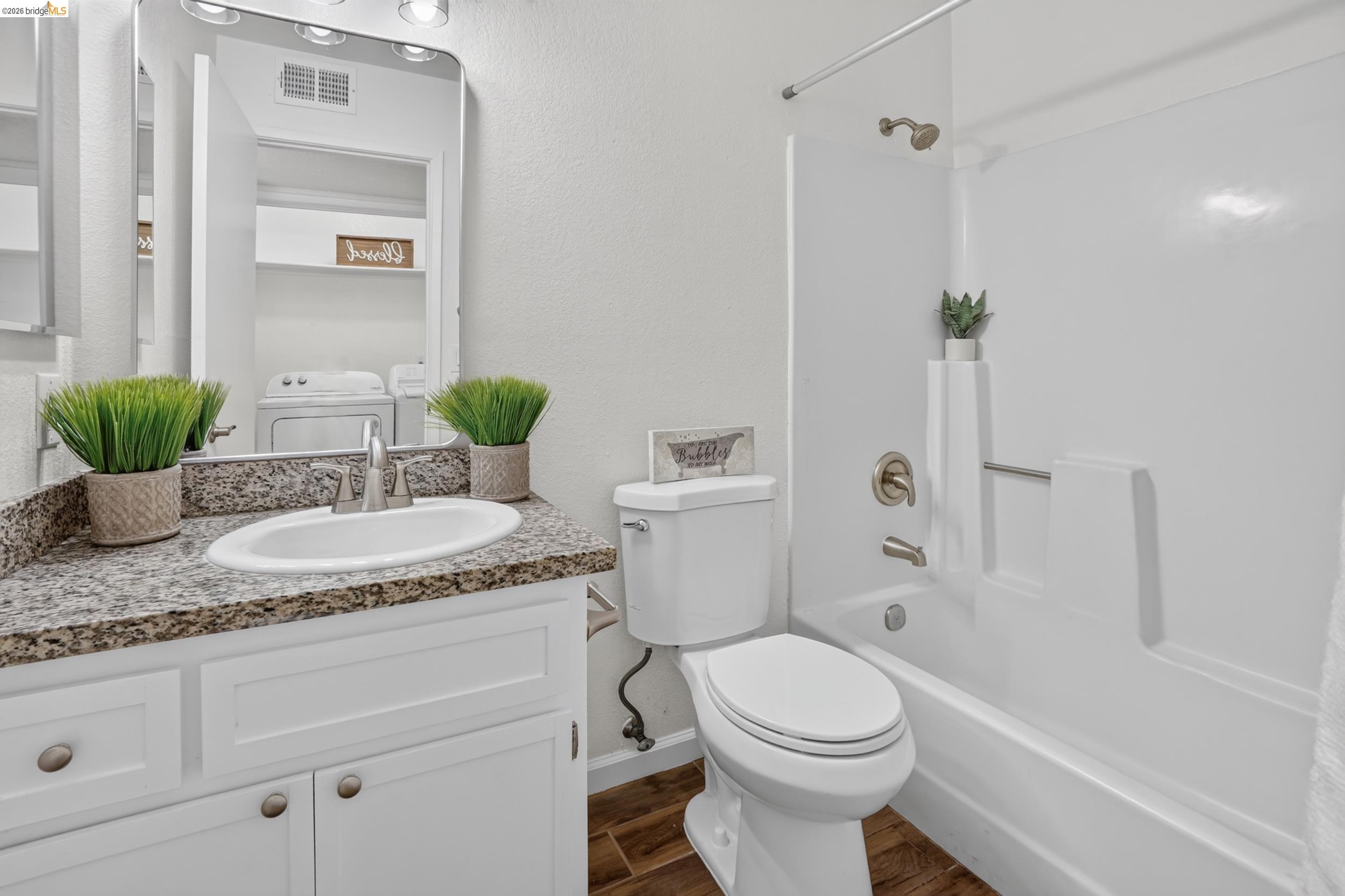 Photo #28: 41140490 Listing: Photo #28