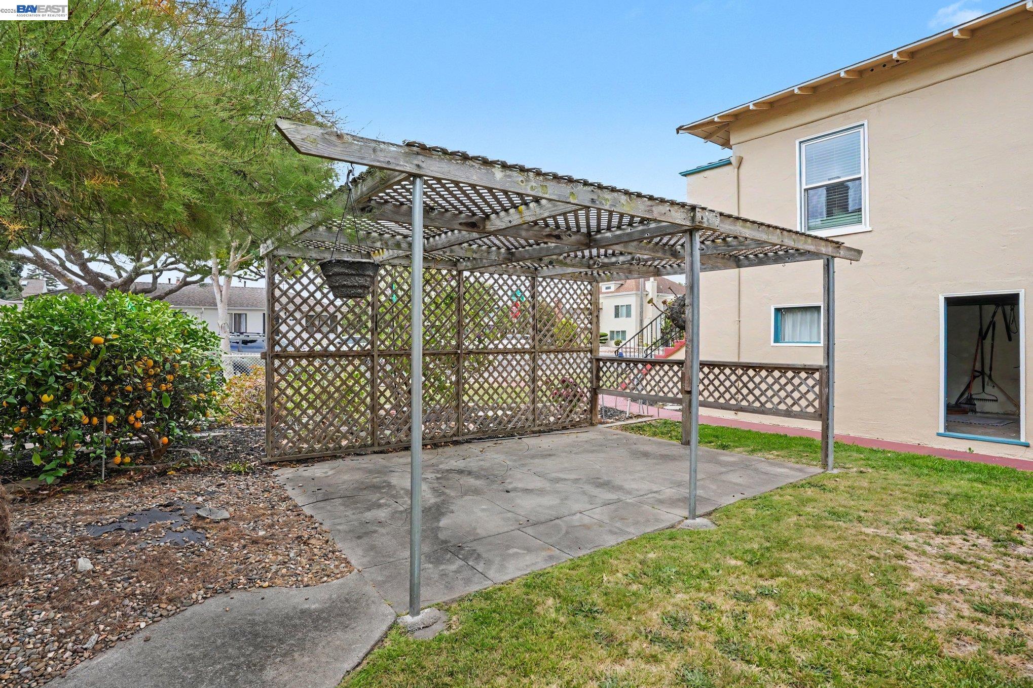 301 Lincoln Ave, Alameda CA 94501 — photo 22