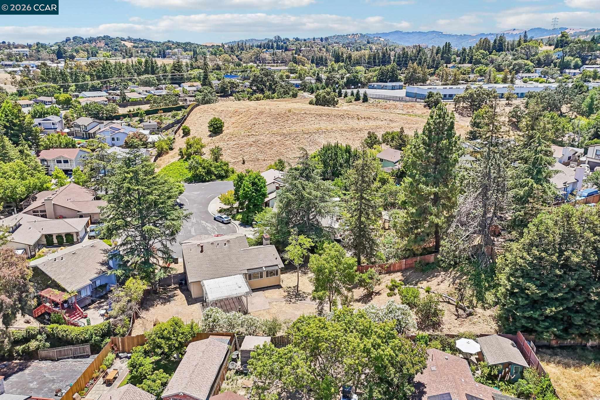 410 Oakbreeze Ct, Martinez CA 94553 — photo 59