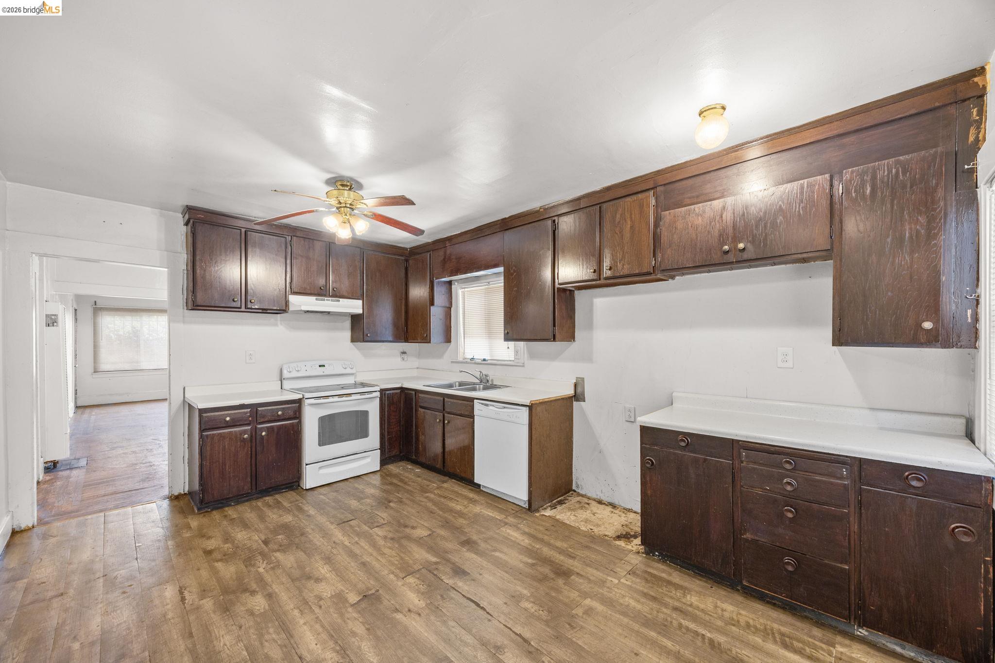 1439 92nd Ave., Oakland CA 94603 — photo 11