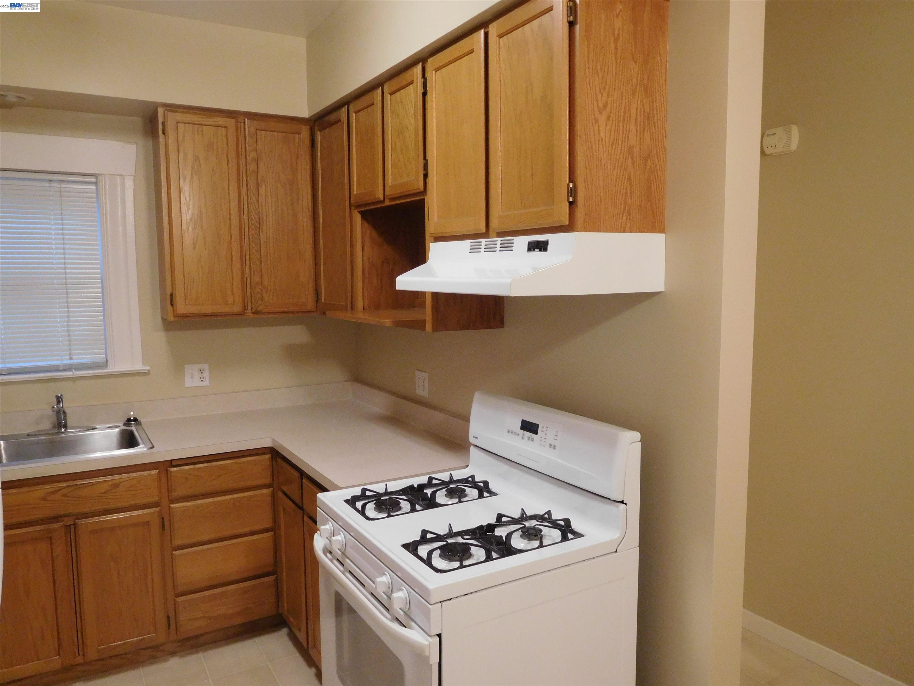 1540 Orchard Ave, San Leandro CA 94577 — photo 6