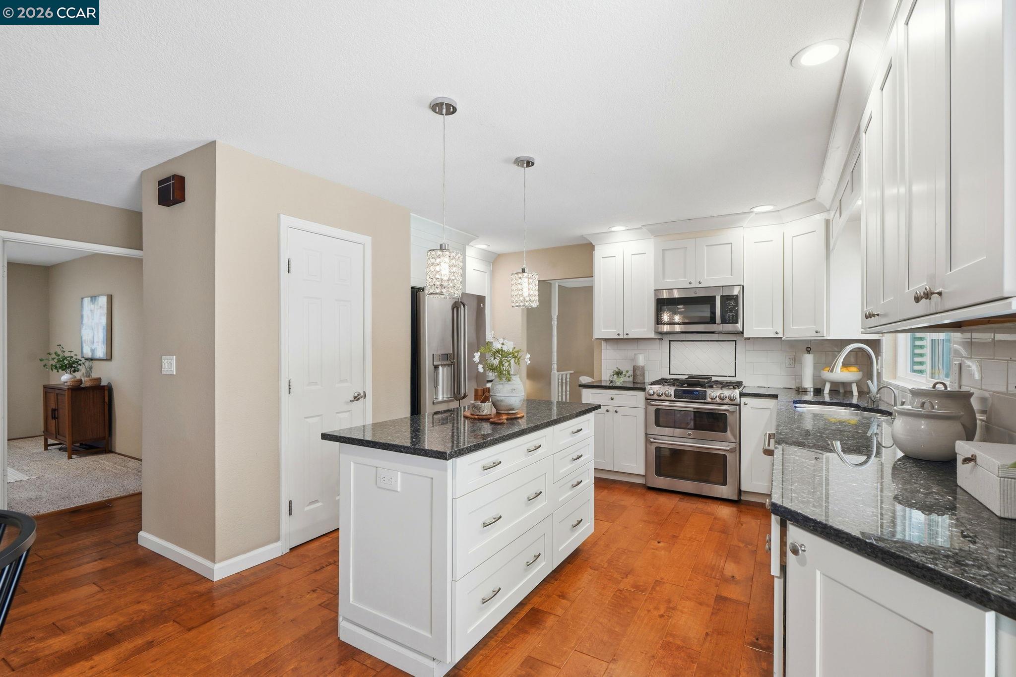 717 Bloching Cir, Clayton CA 94517 — photo 10