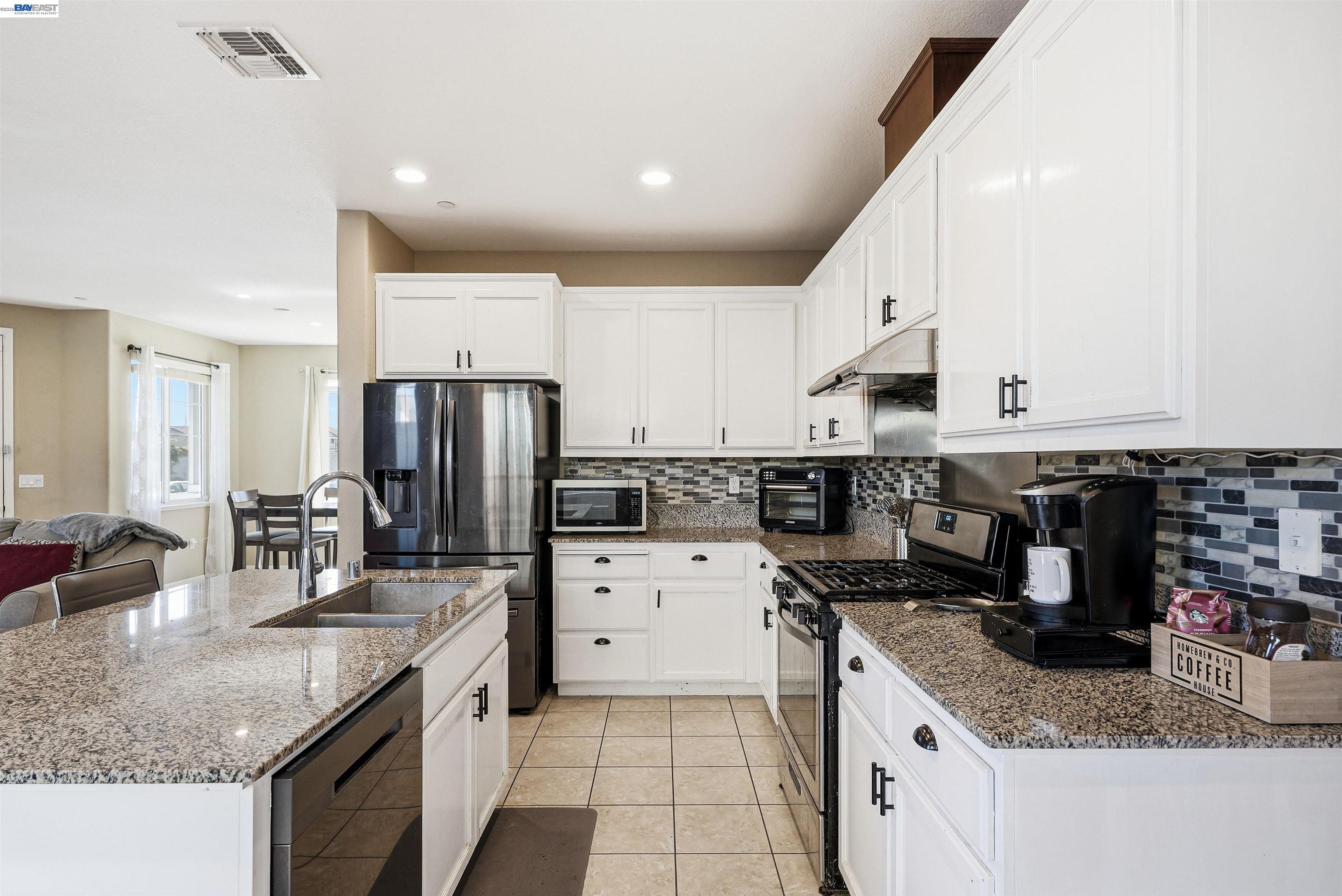 146 Halsey Way, Pittsburg CA 94565 — photo 4