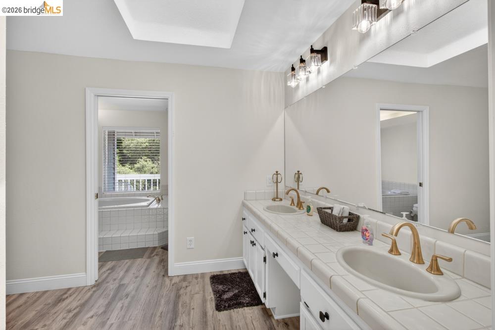 124 Abrozo CT, Folsom CA 95630 — photo 38