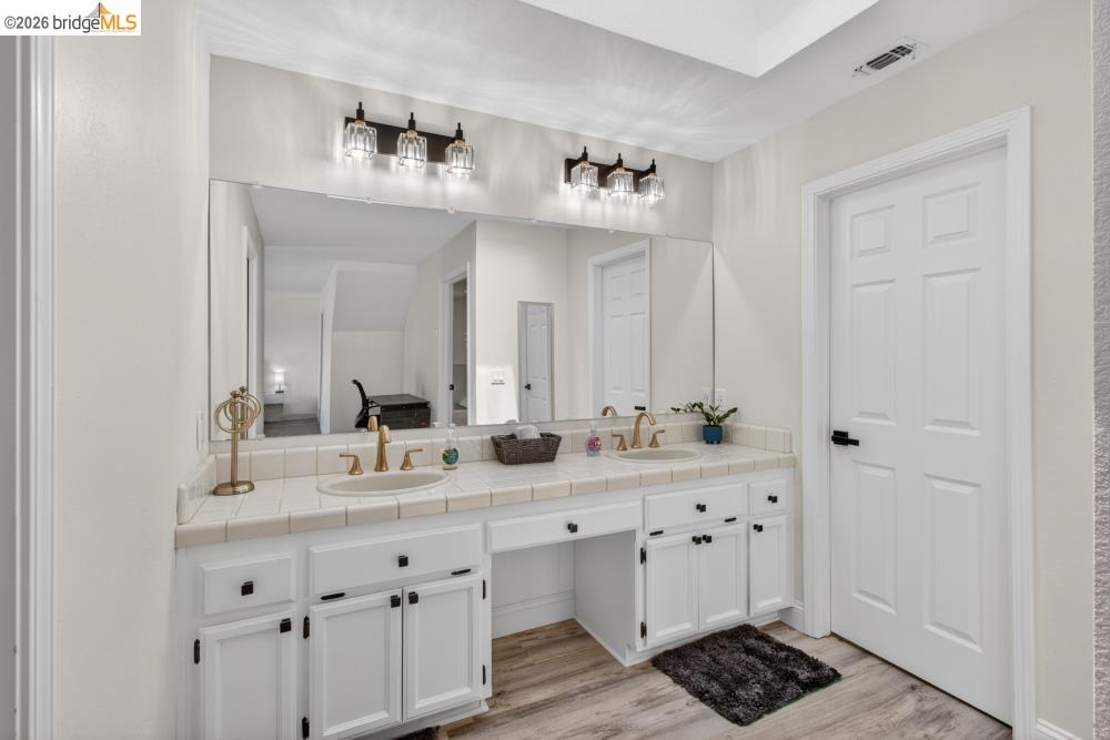 124 Abrozo CT, Folsom CA 95630 — photo 39