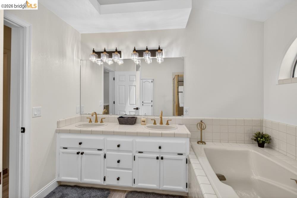 124 Abrozo CT, Folsom CA 95630 — photo 49
