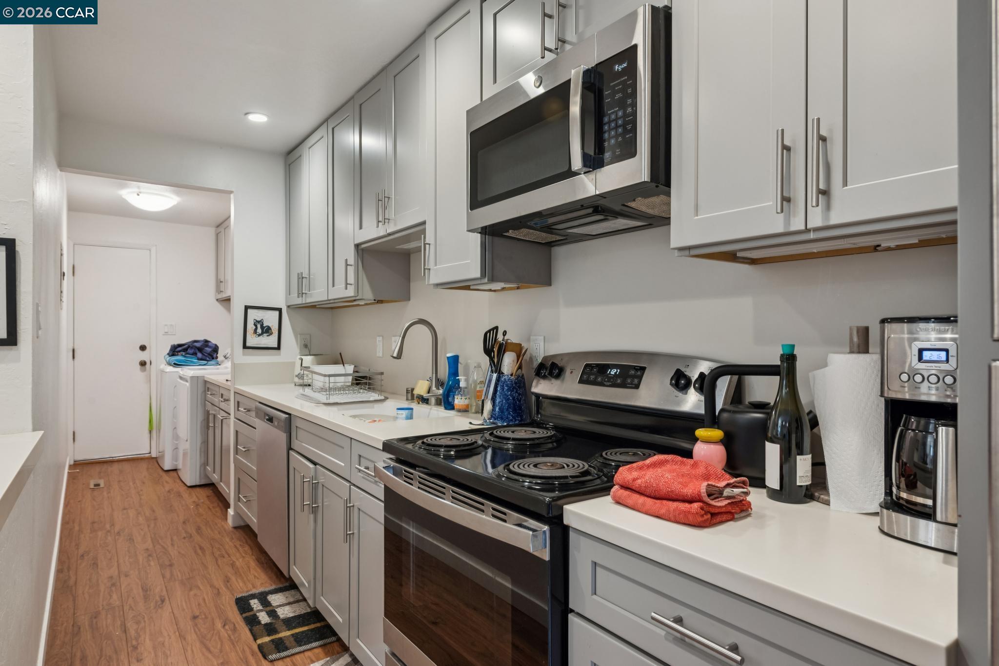 1242 Hopkins St, Berkeley CA 94702 — photo 48