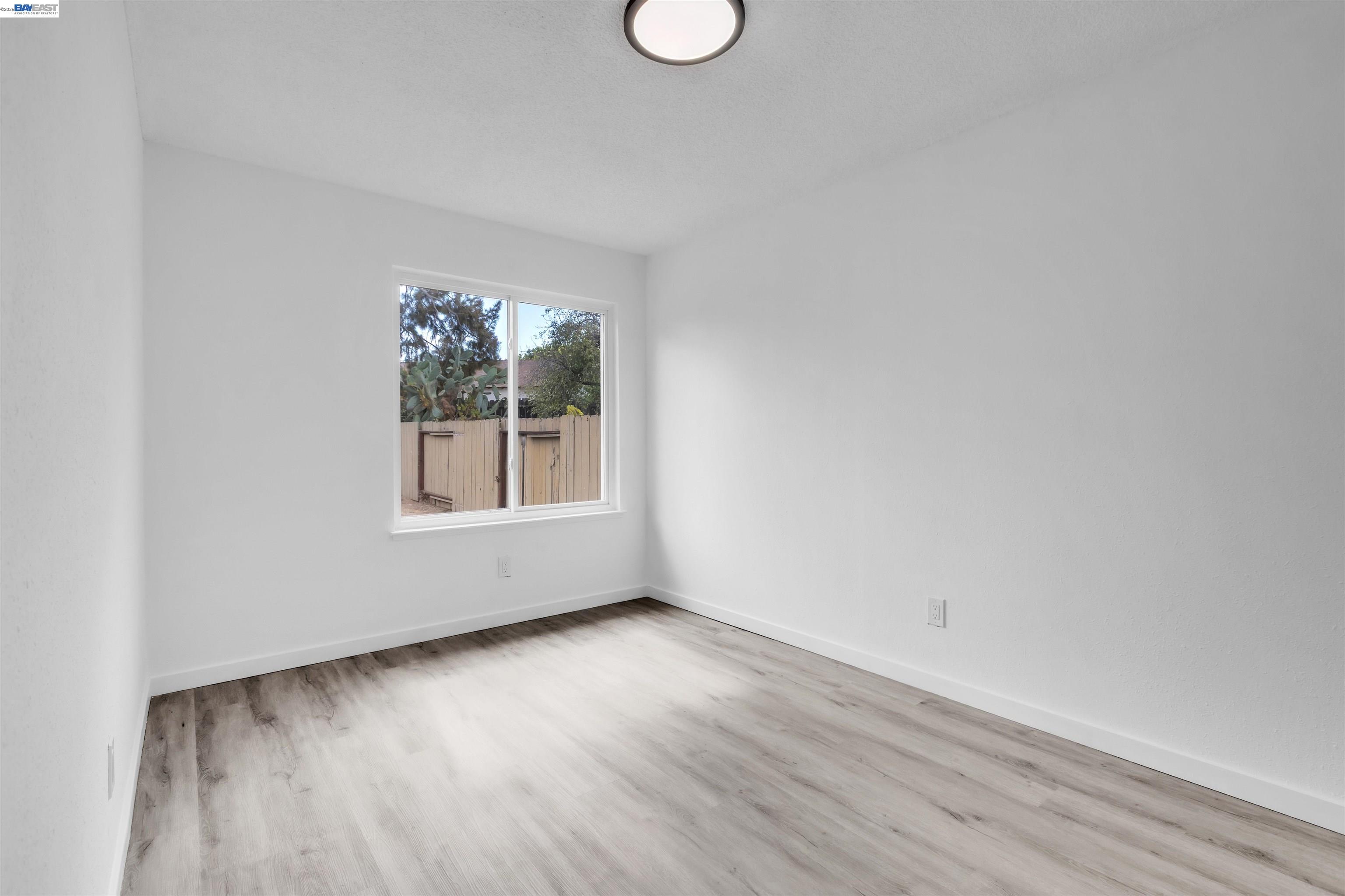 883 Inverness Ct, Fairfield, CA 94533 photo 13