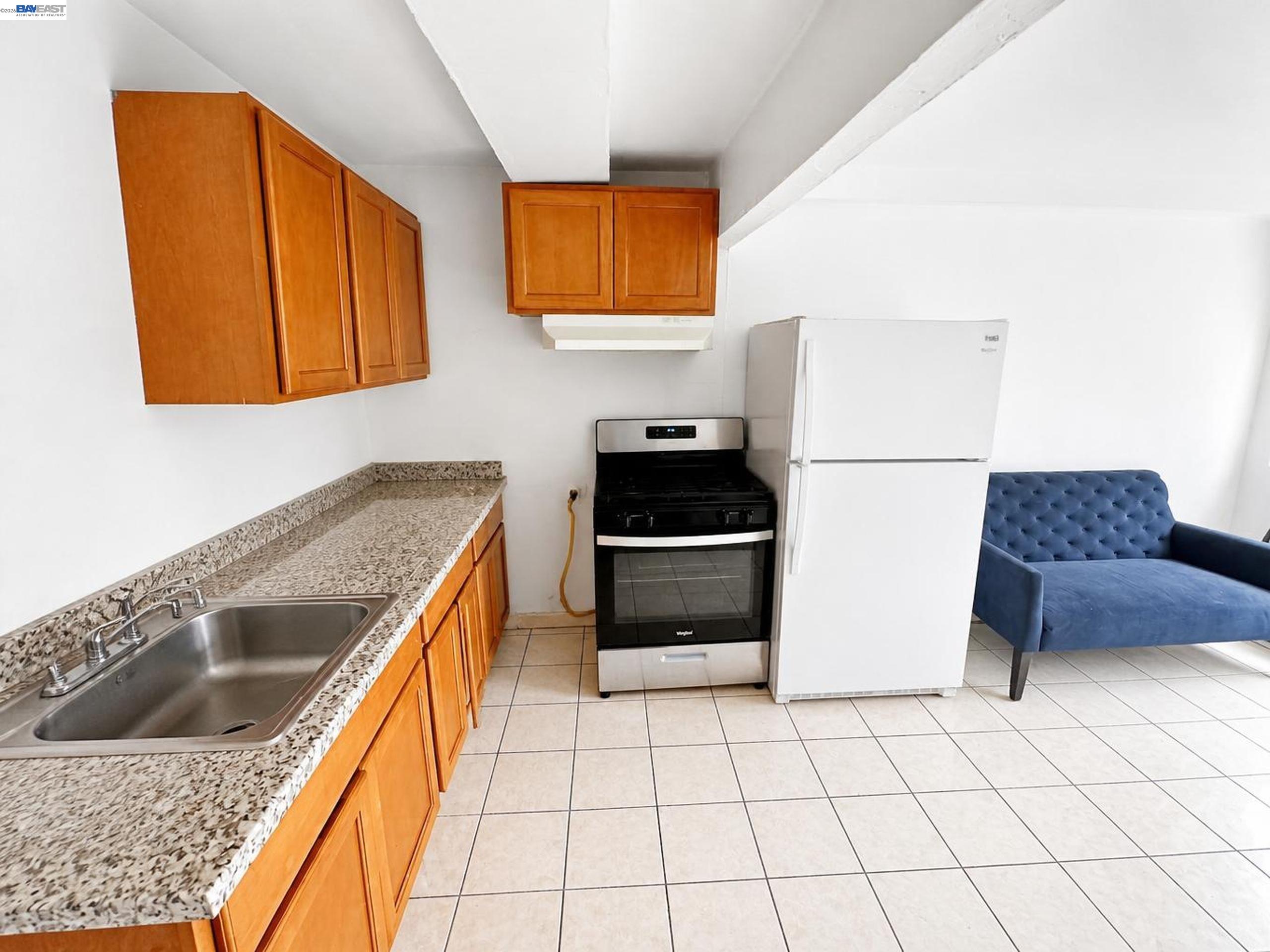2051 23rd Ave, Oakland CA 94606 — photo 31