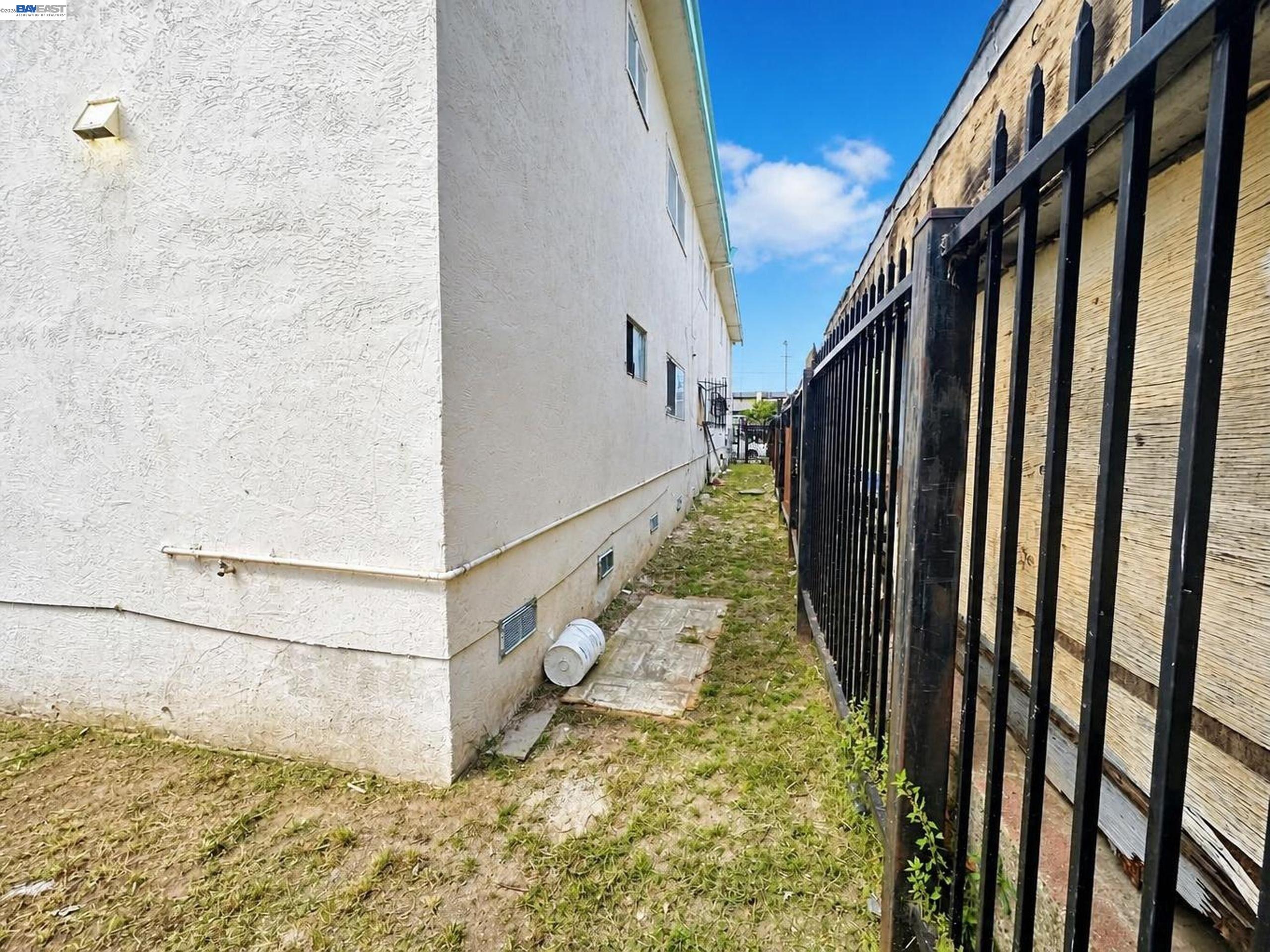 2426 57th Ave, Oakland CA 94605 — photo 12