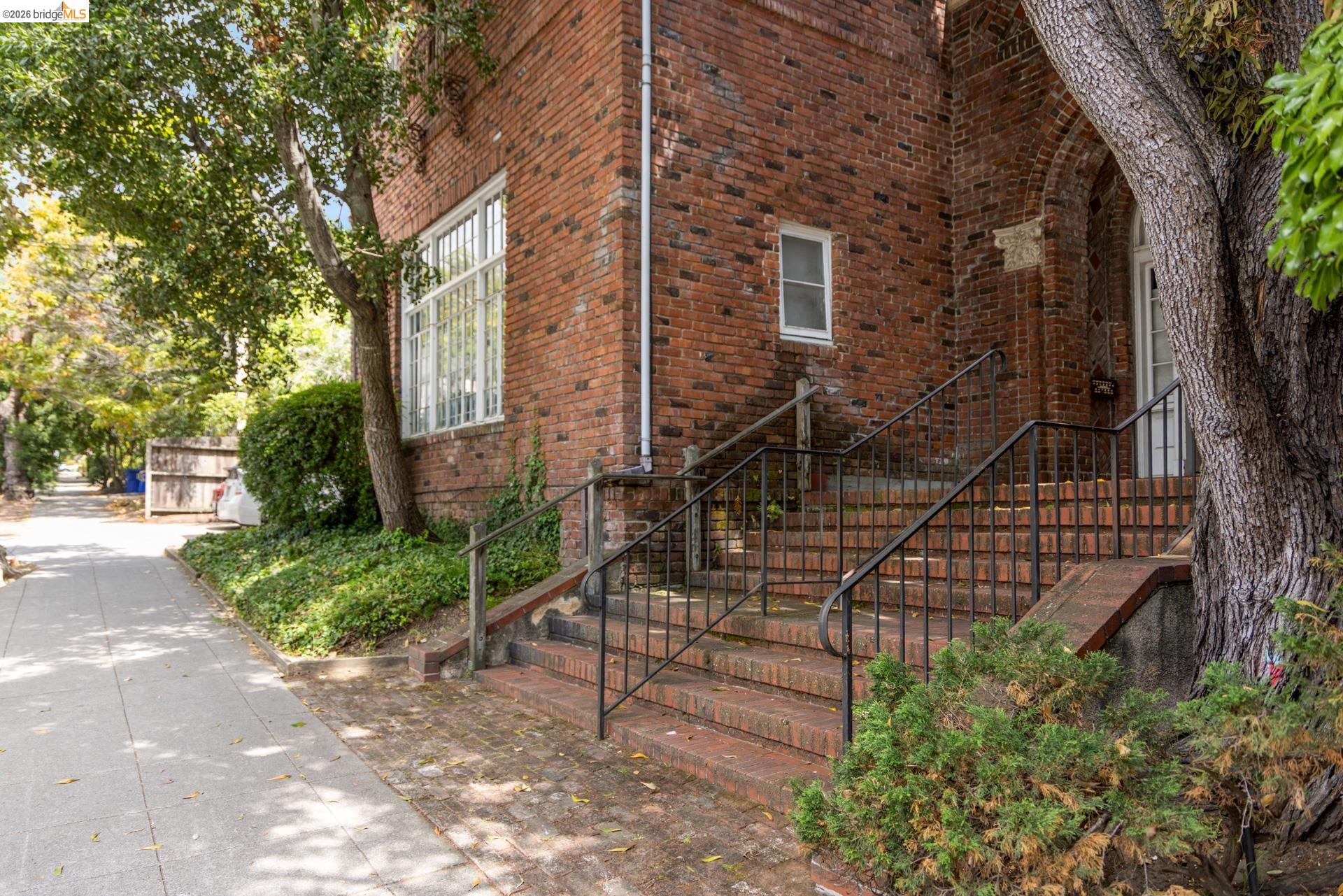 2510 Le Conte Ave, Berkeley CA 94709 — photo 6